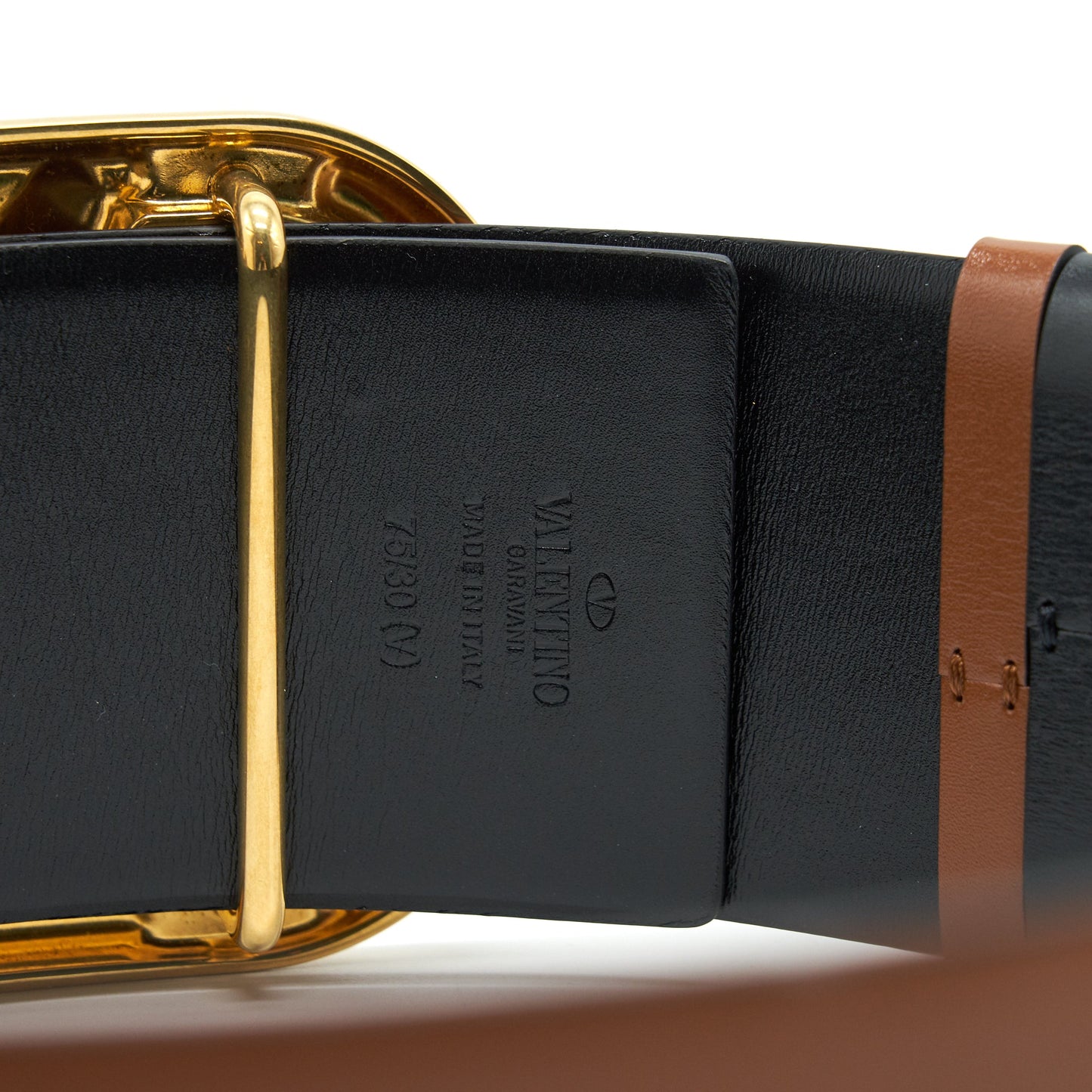 Valentino Garavani V logo Reversible Leather Belt  Size75
