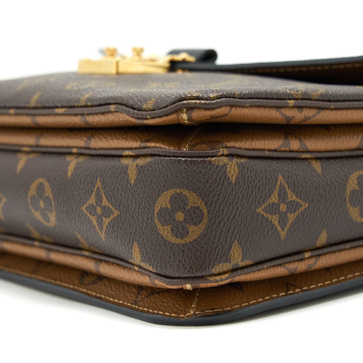 Louis Vuitton Pochette Metis Monogram Canvas