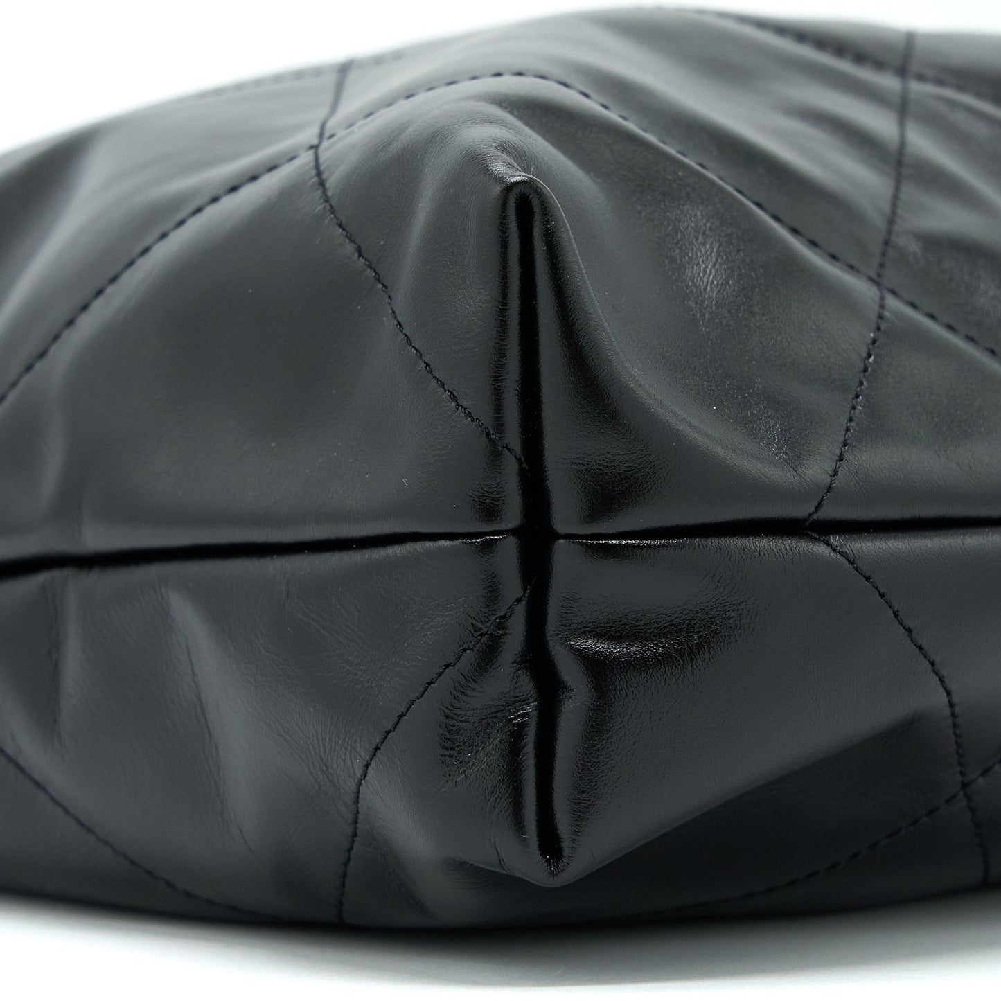 Chanel Medium 22 Bag Shiny Calfskin Black GHW (Microchip)