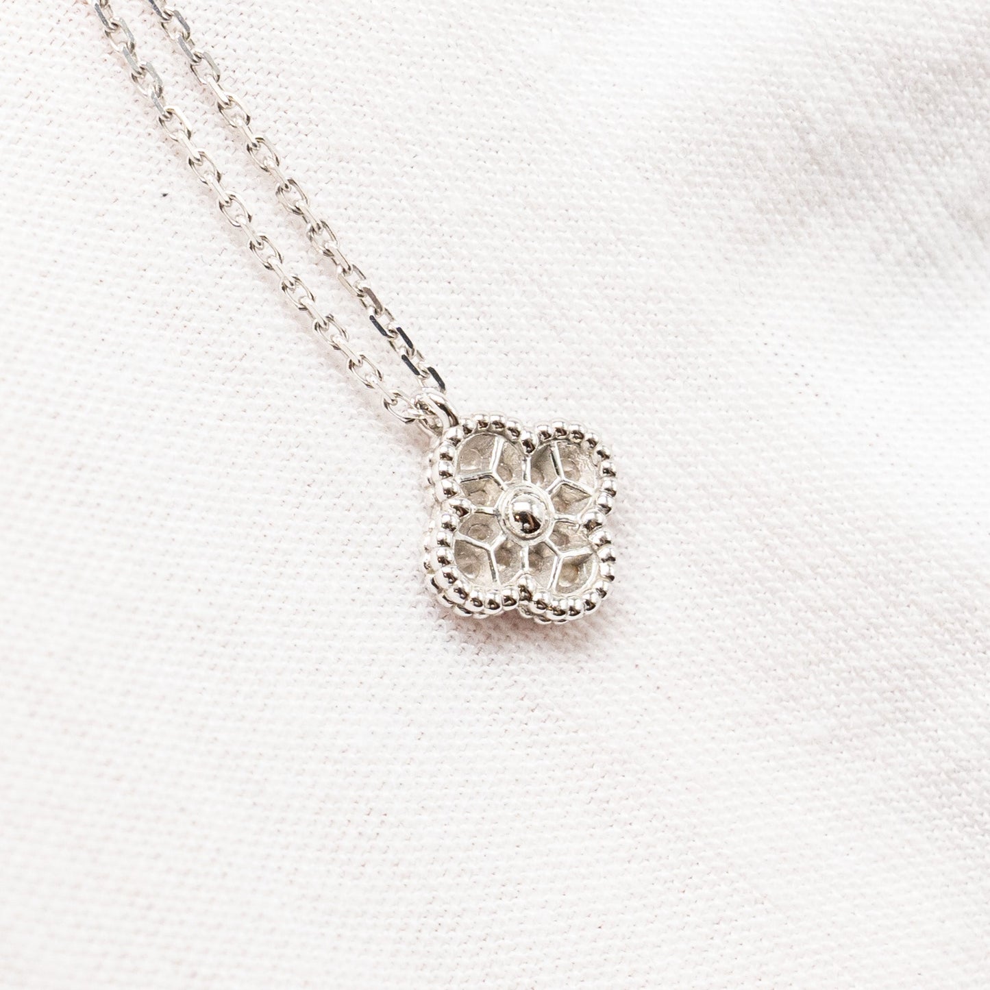 Van Cleef & Arpels Sweet Alhambra Pendant White Gold Diamonds