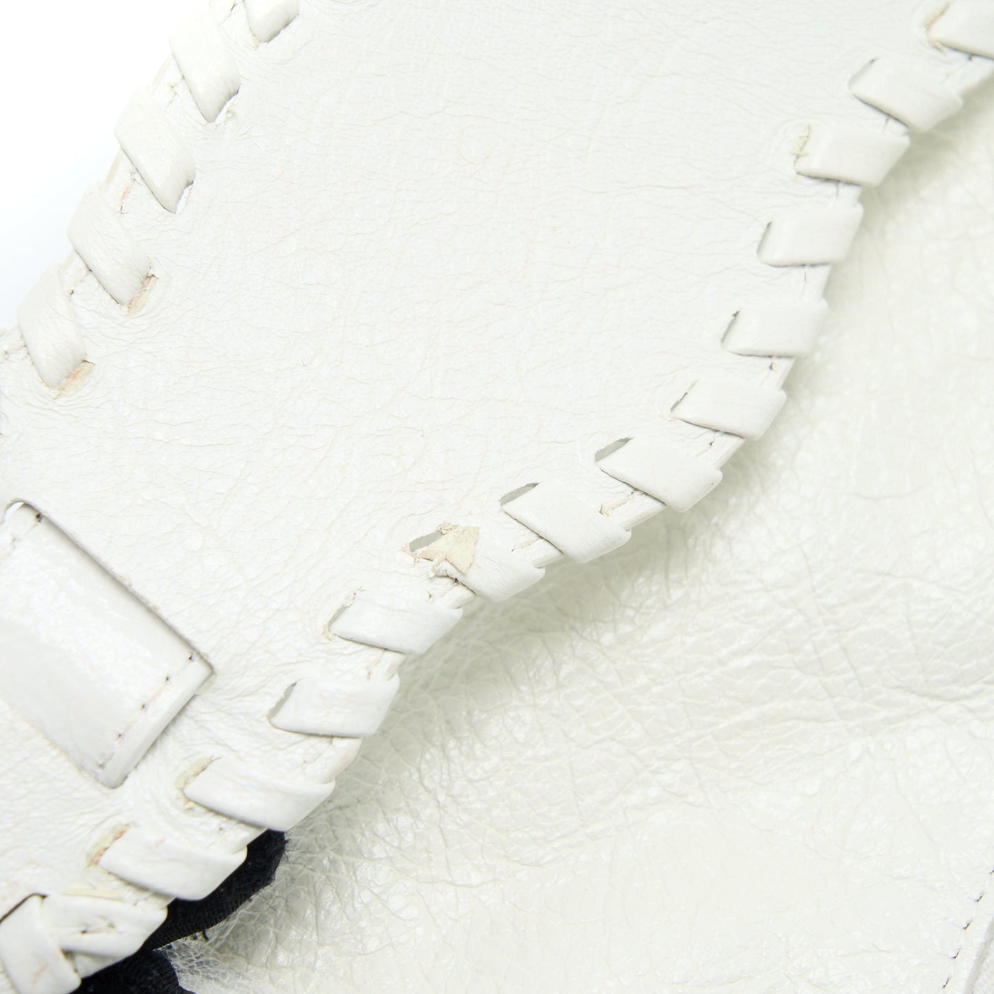 Balenciaga Le Cagole XS Shoulder Bag Lambskin White SHW