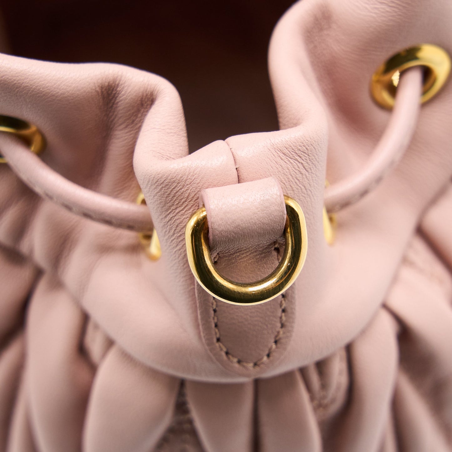 Miumiu Secchiello Matelasse Crossbody Bag Nappa Lambskin Pink GHW