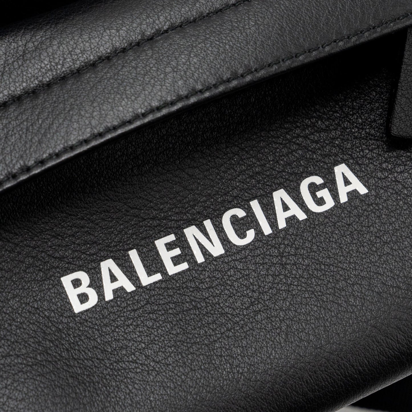 Balenciaga Everyday Beltpack Calfskin Black SHW