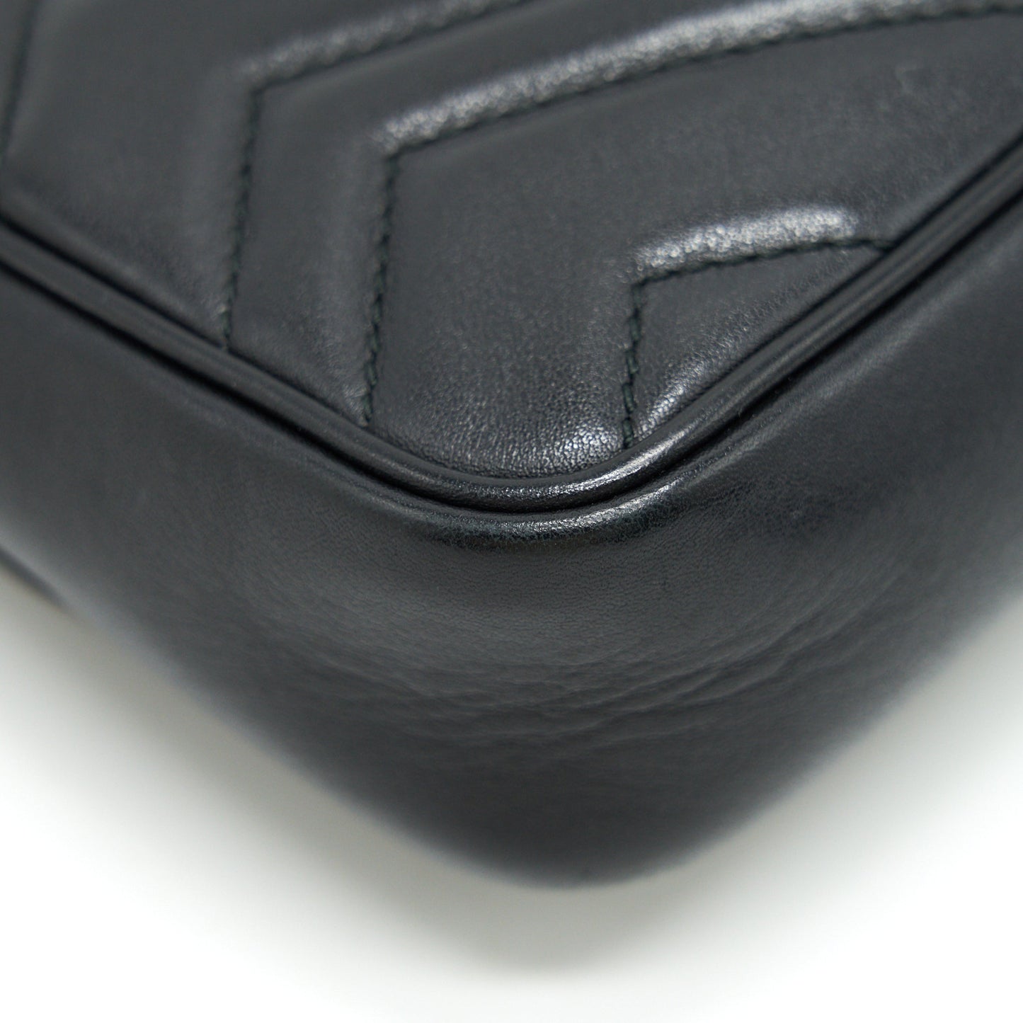GUCCI GG MARMONT SUPER MINI LEATHER BAG BLACK