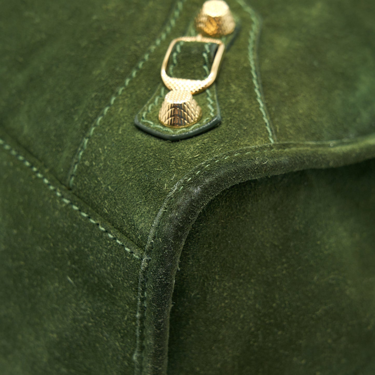 BALENCIAGA GIANT CITY BAG IN SUEDE GREEN GHW