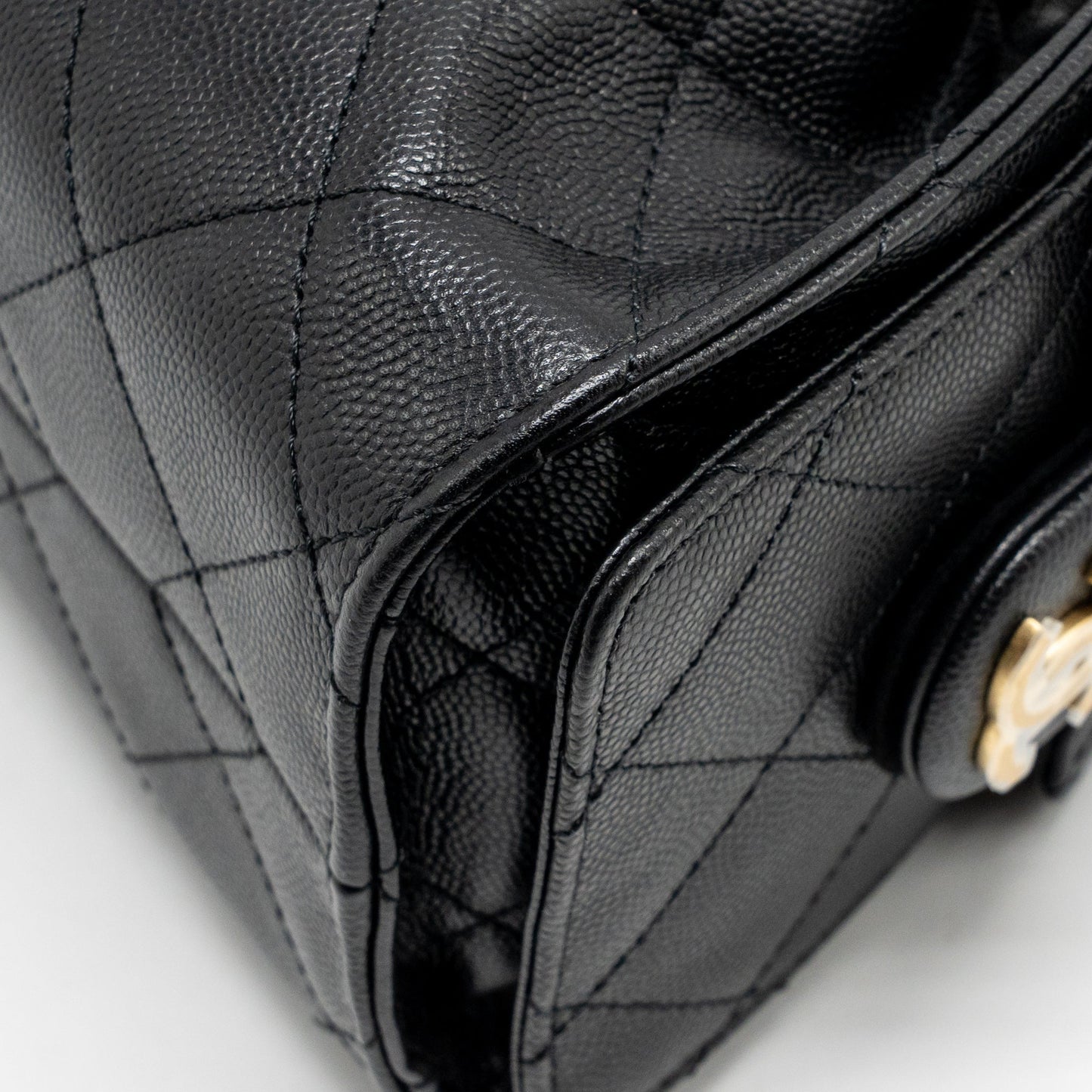 Chanel Mini 25 bag caviar black GHW (microchip)