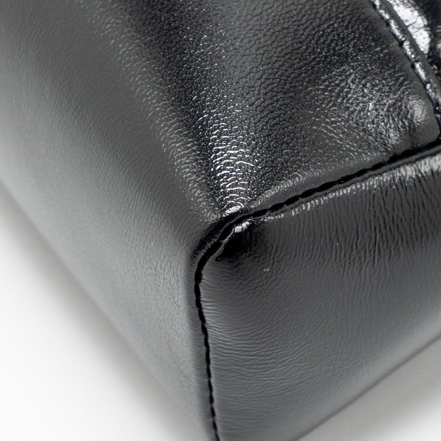 Chanel 25P Mini 31 Bag Shiny Lambskin Black LGHW (Microchip)