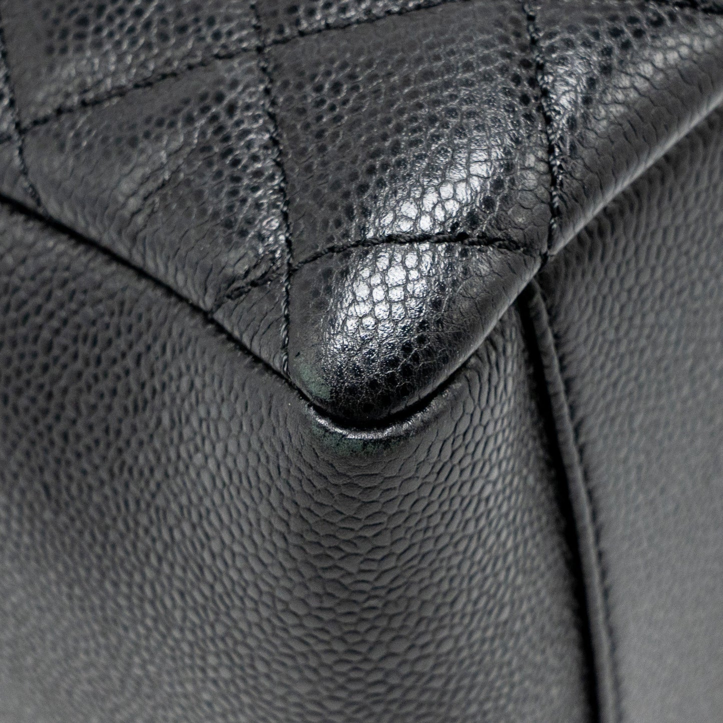 Chanel Grand Shopping Tote / GST Caviar Black GHW