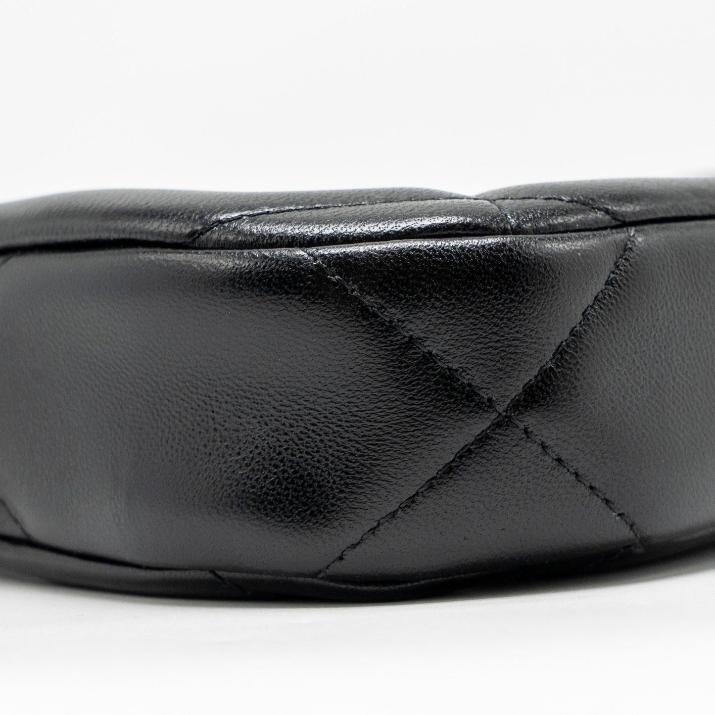 Chanel 19 crossbody hobo lambskin black multicolour hardware (microchip)