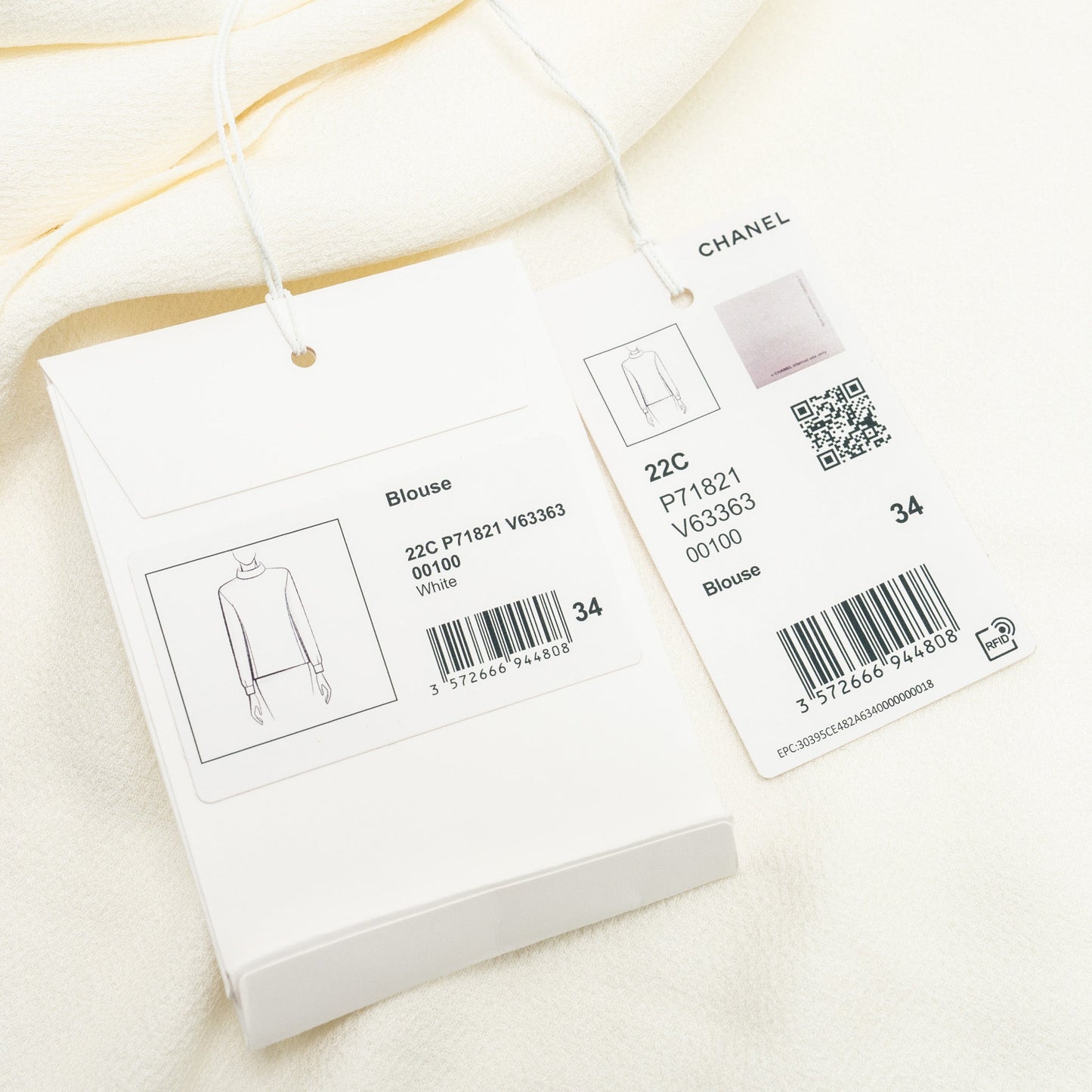 CHANEL Size 34 22C Runway Silk Crepe Blouse White