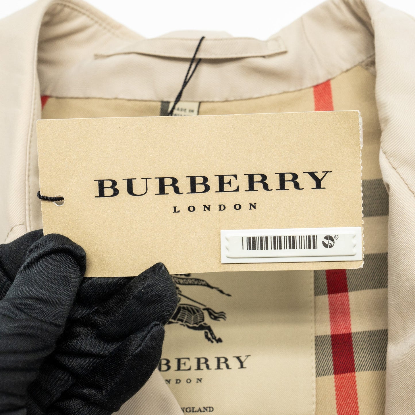 Burberry size UK48 Men’s trench coats pale beige