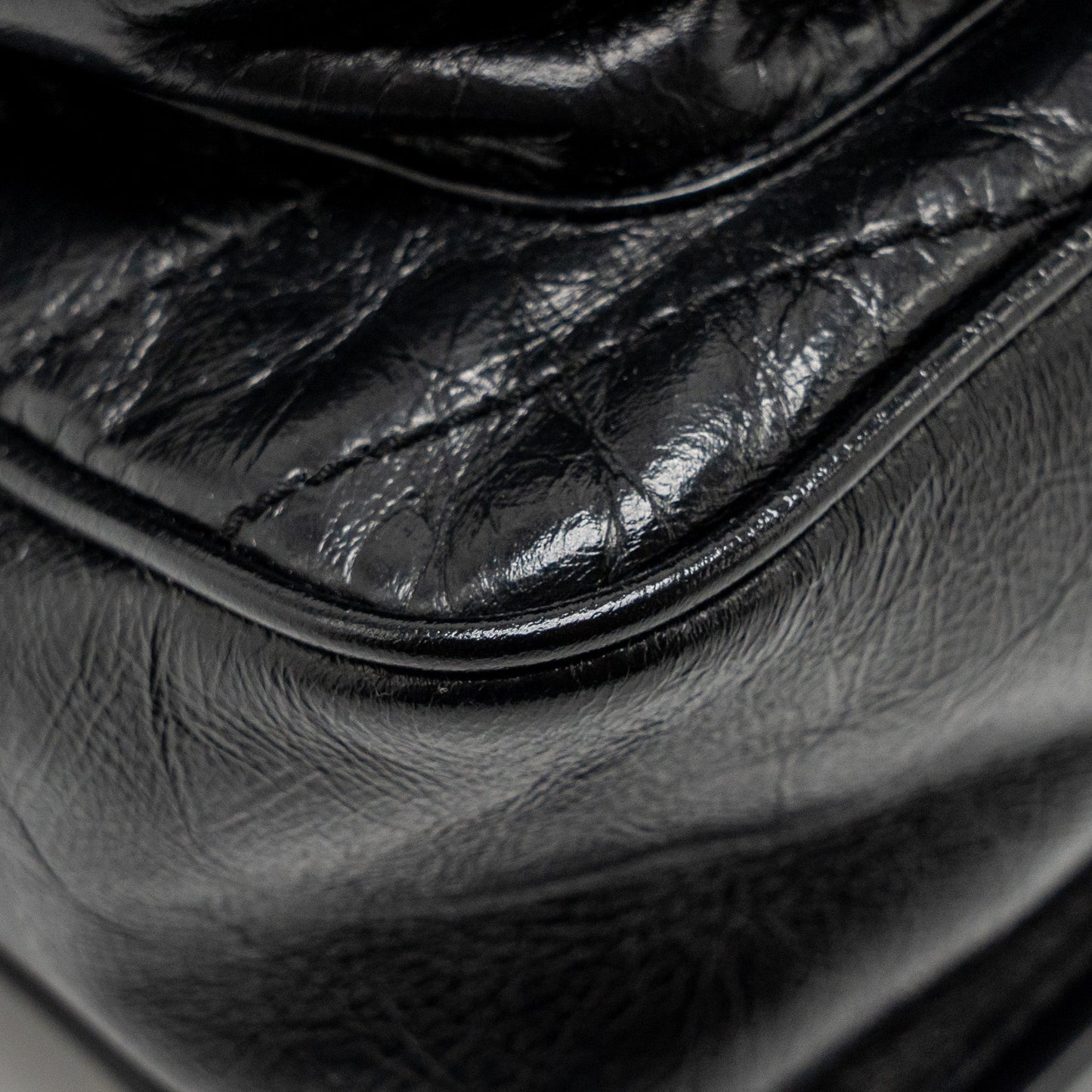 Saint Laurent/YSL Medium Niki Chain Bag Vintage Calfskin Black SHW