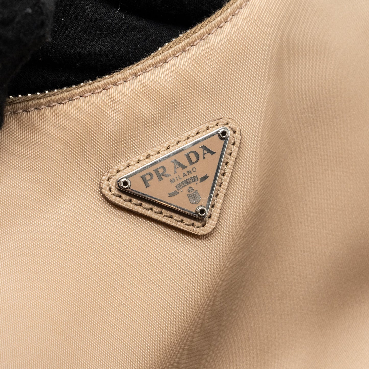 Prada Re-edition 2005 Shoulder Bag Re-Nylon Beige SHW
