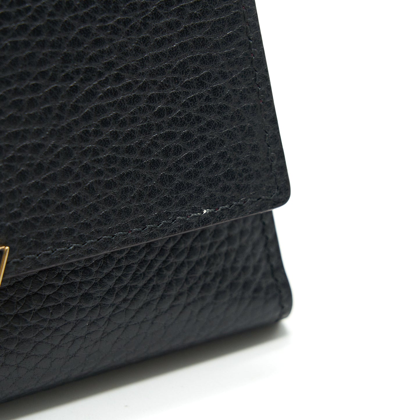 LOUIS VUITTON CAPUCINES COMPACT WALLET IN BLACK