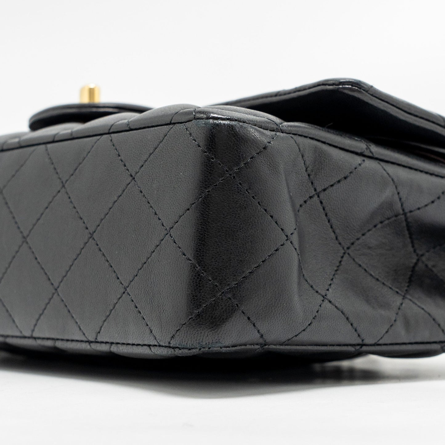 Chanel Medium Classic Double Flap Bag Lambskin Black GHW