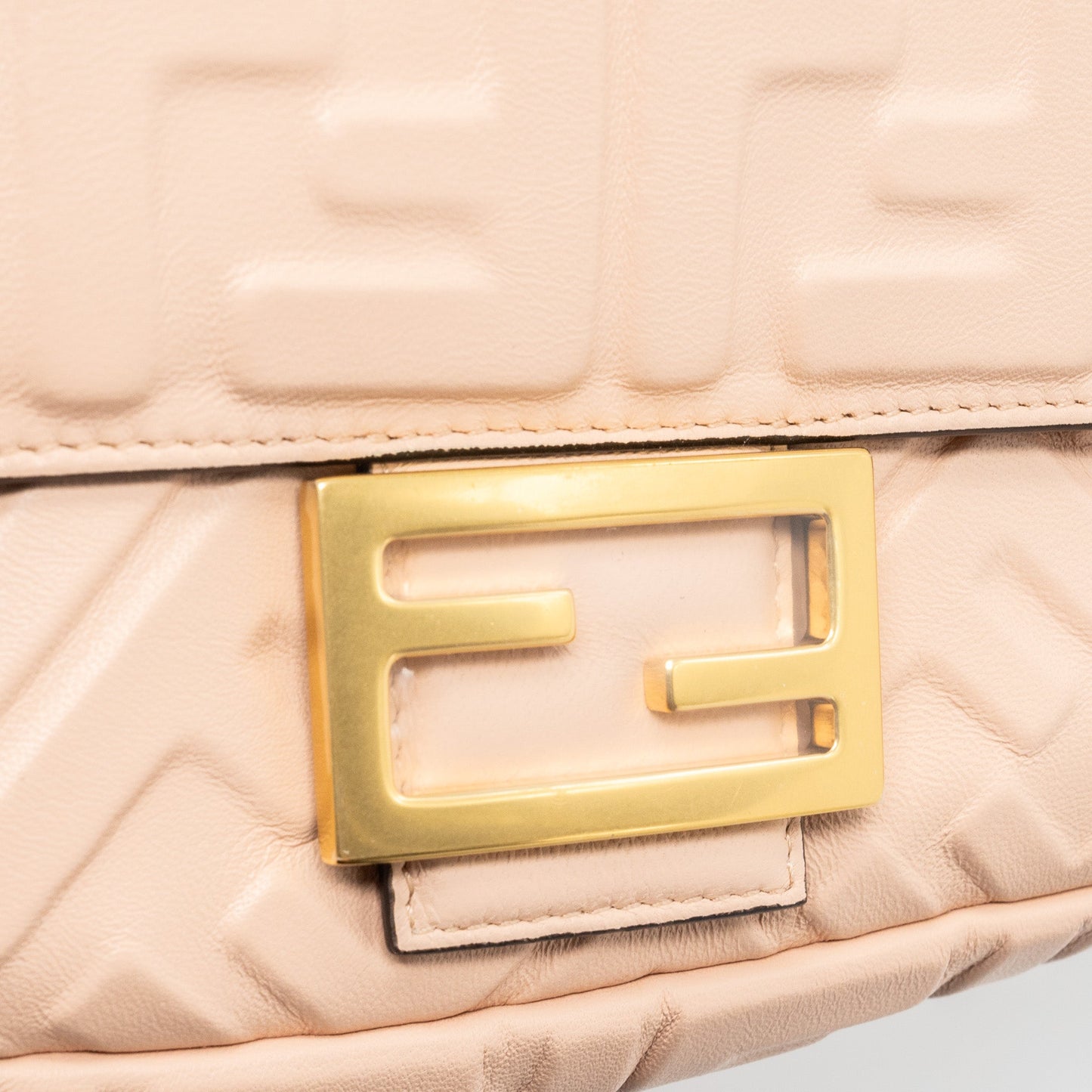 Fendi Baguette Bag Lambskin Light Pink GHW