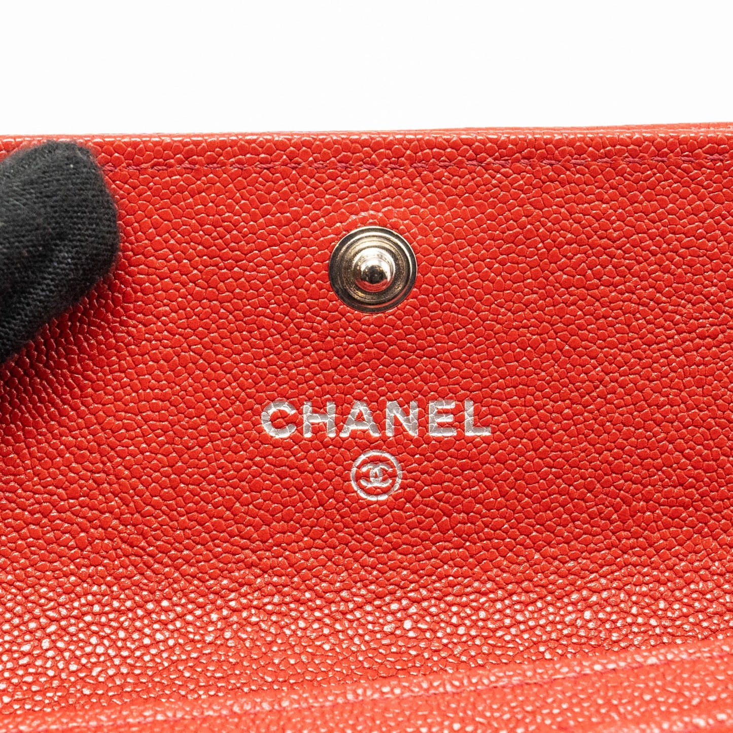 CHANEL Boy Flap Card Holder Caviar Red SHW