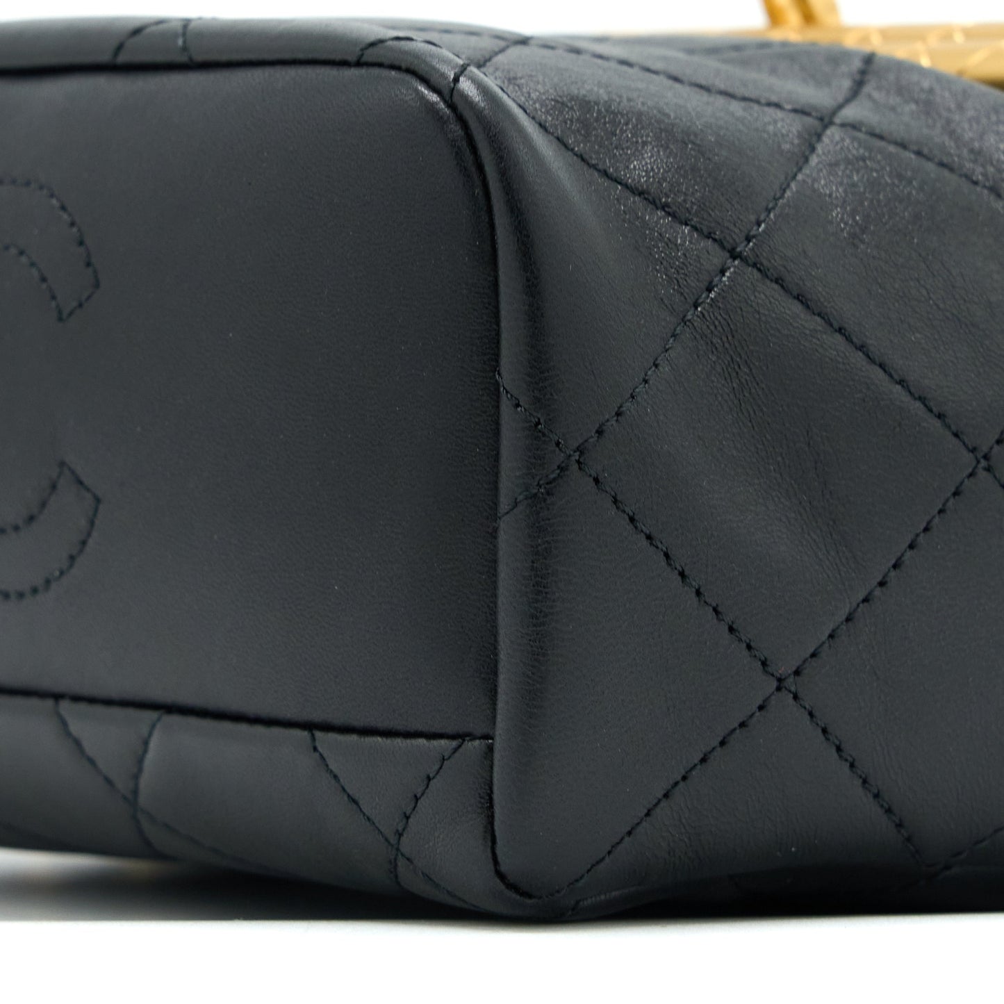 Chanel Kiss Lock Clasp Bag Lambskin Black Brushed GHW