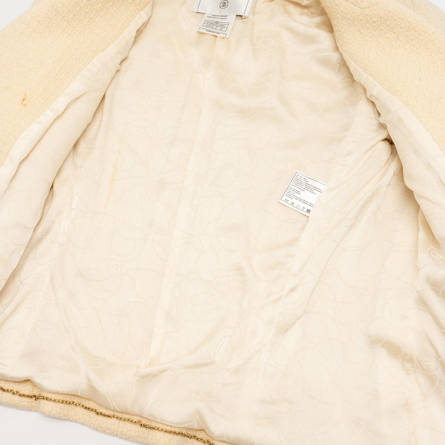 Chanel Size 40 Tweed Jacket Wool/Nylon/Cashmere Ivory