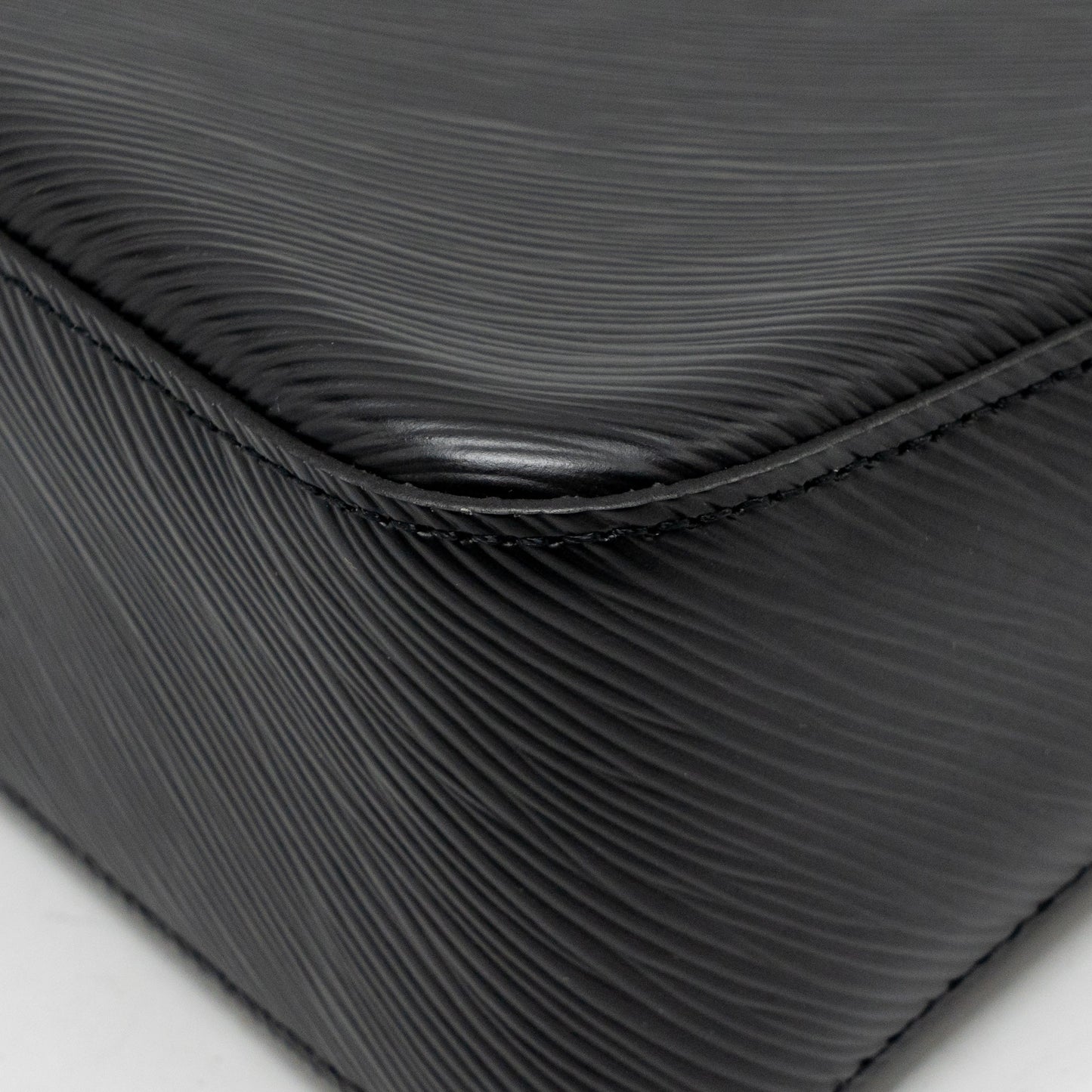 Louis Vuitton Marelle bag epi leather black SHW