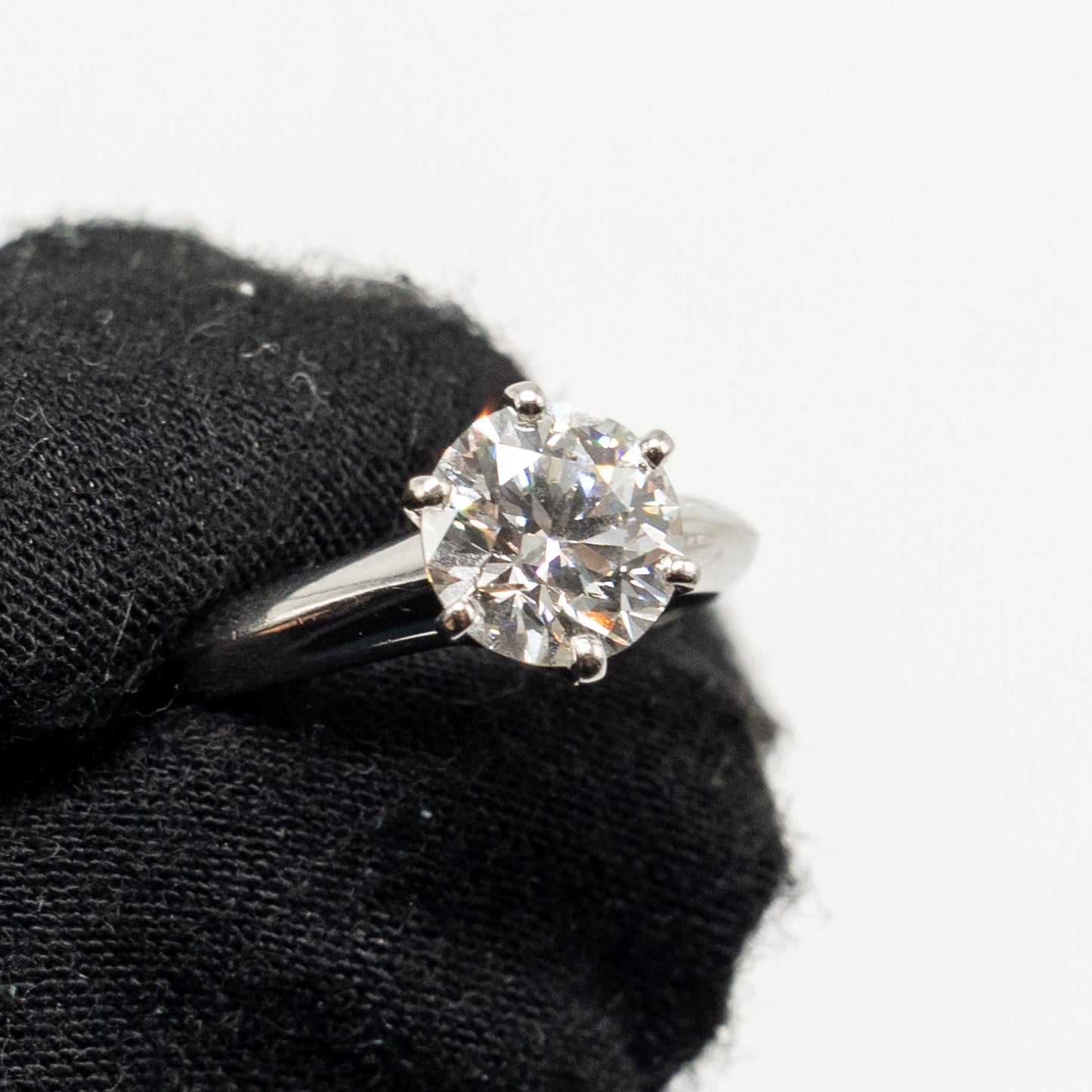 Tiffany Size~US4 Round Diamond Ring 1.45ct I Colour VS1