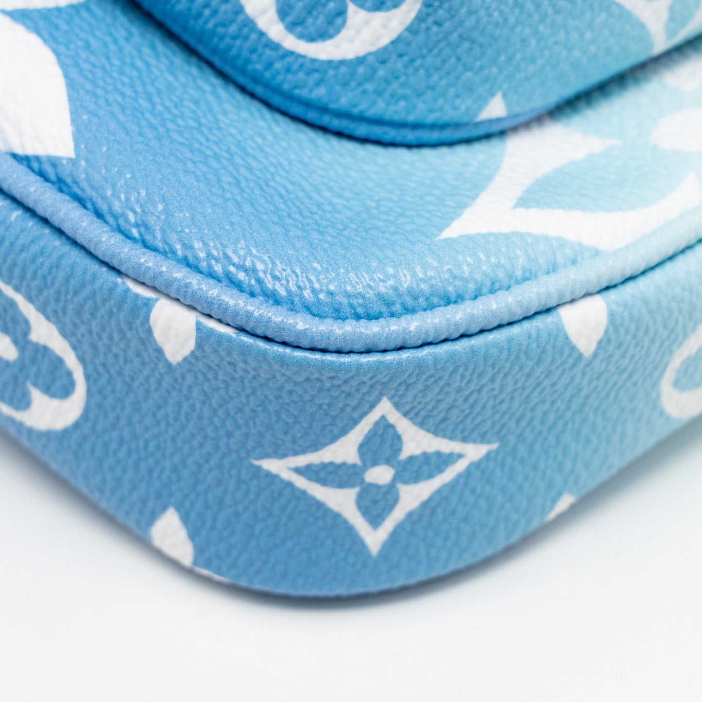 Louis Vuitton Multi Pochette Accessories By The Pool Giant Monogram Canvas Blue GHW