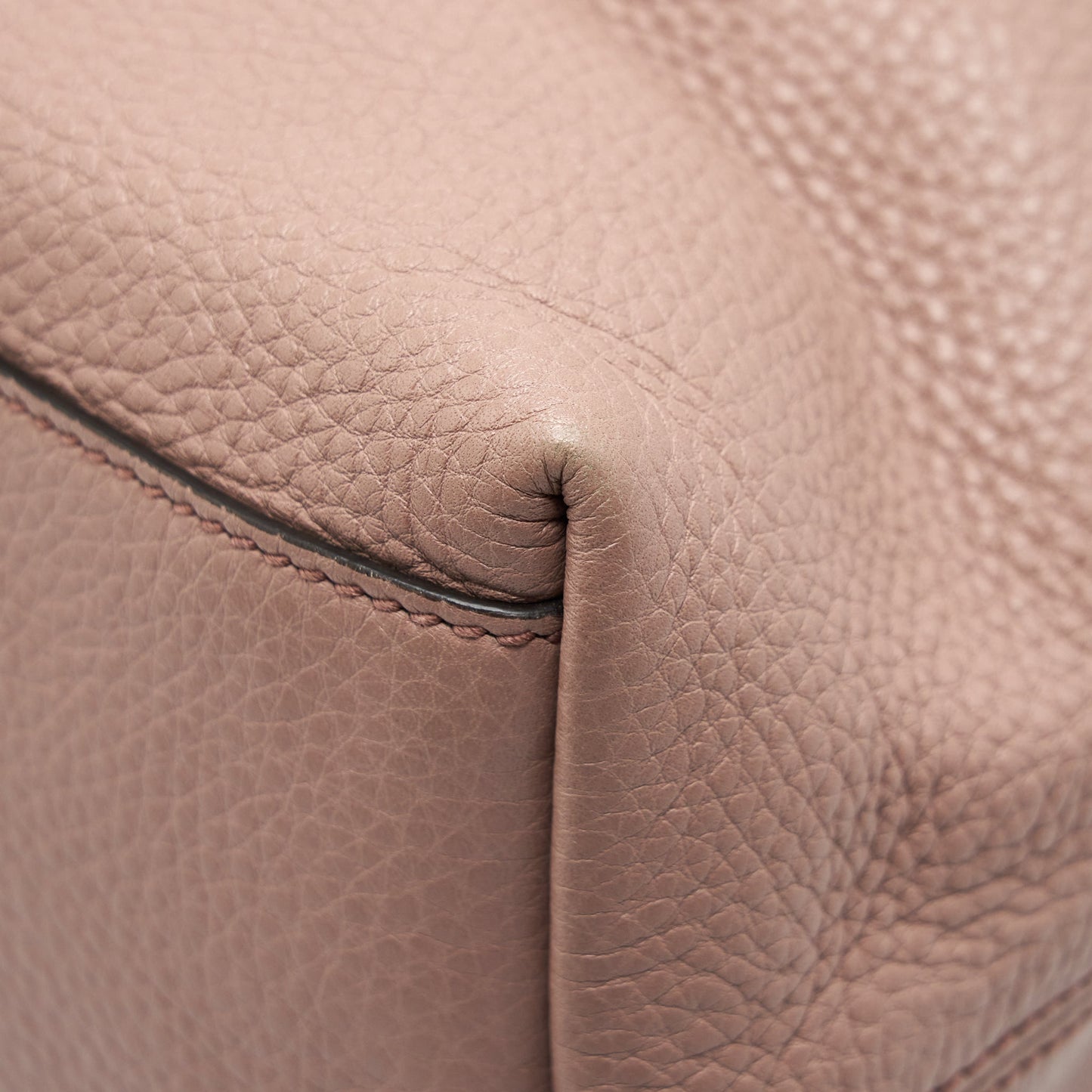 Gucci Soho Chain Shoulder Bag Light Pink GHW