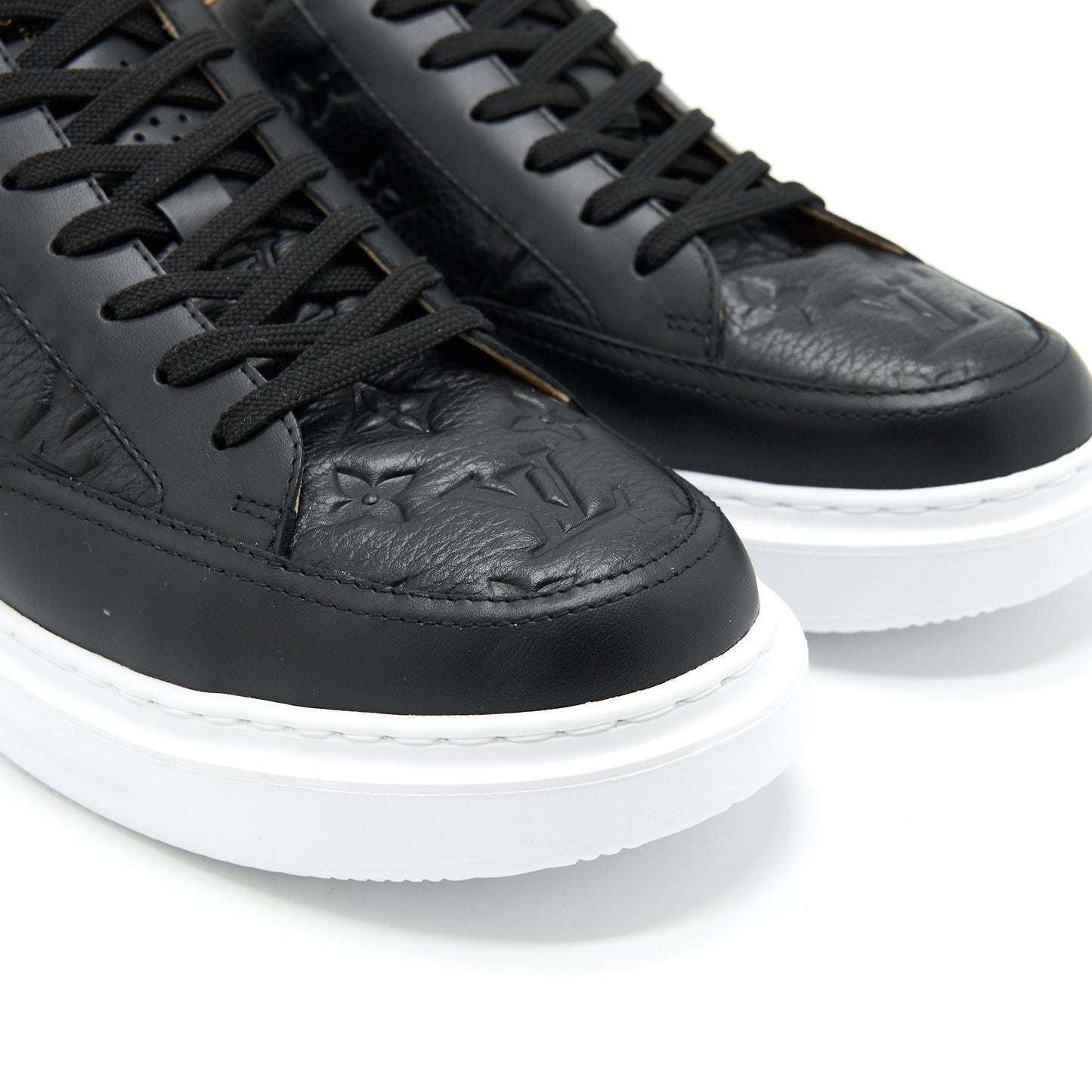 Louis Vuitton Size 9 Black Leather Sneakers