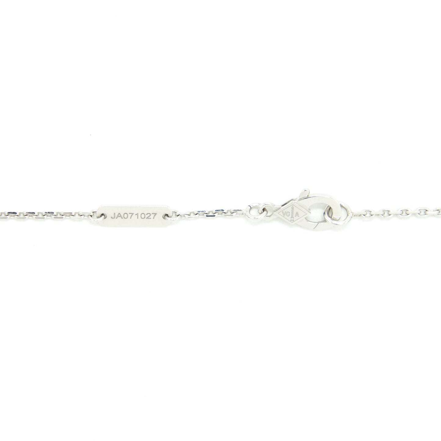 Van Cleef and Arpels Vintage Alhambra Pendant White Gold with dimond