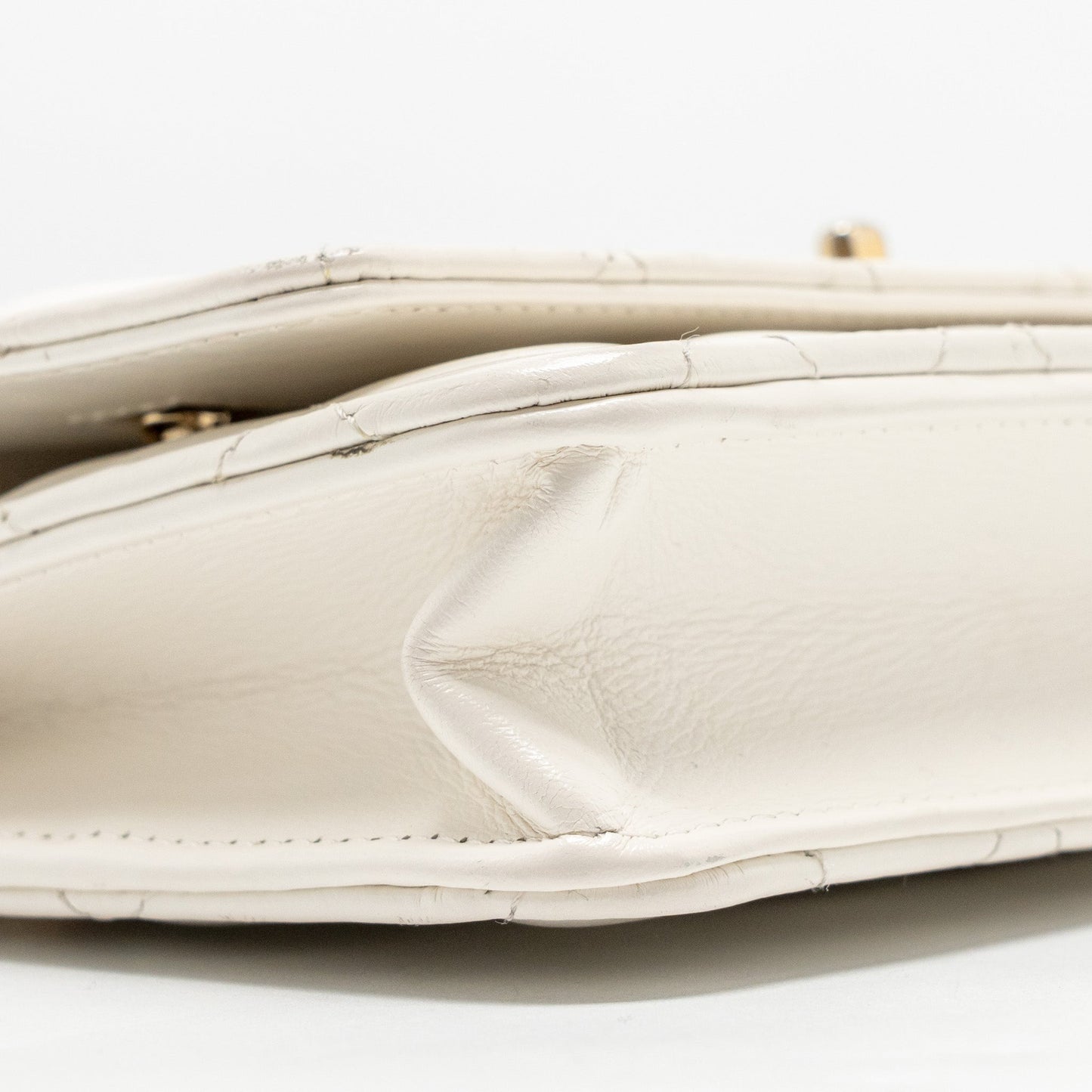 Chanel Top handle wallet with chain calfskin white GHW (microchip)