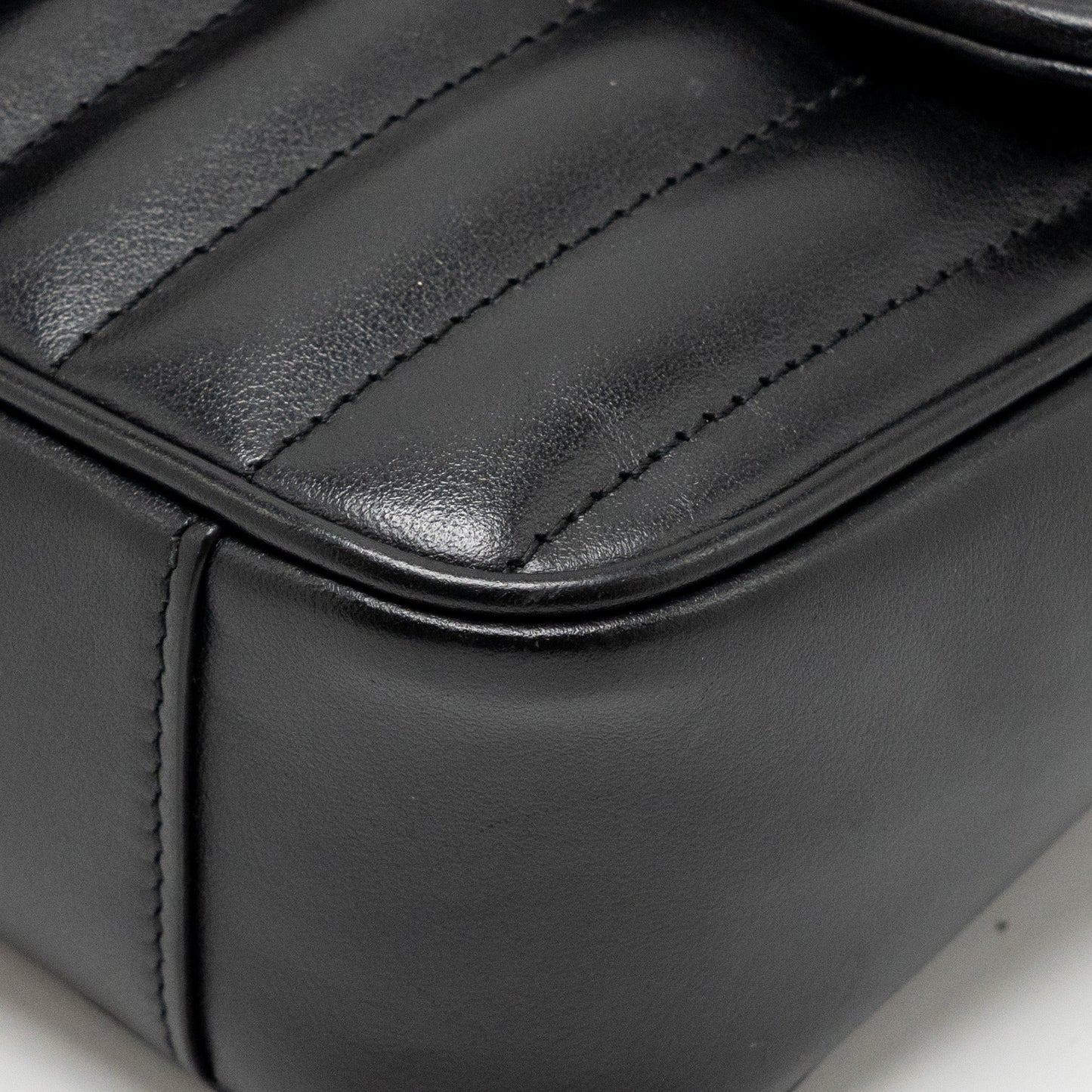 Gucci Small GG Marmont Shoulder Bag Calfskin Black SHW