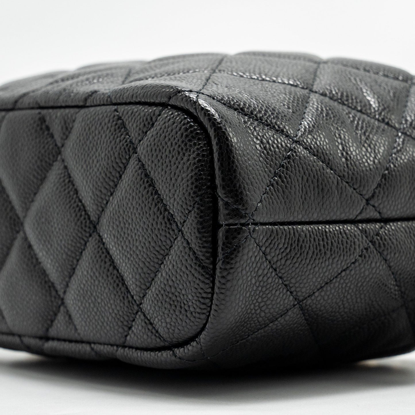 Chanel 25c Quilted Hobo Bag Caviar Black GHW (microchip)