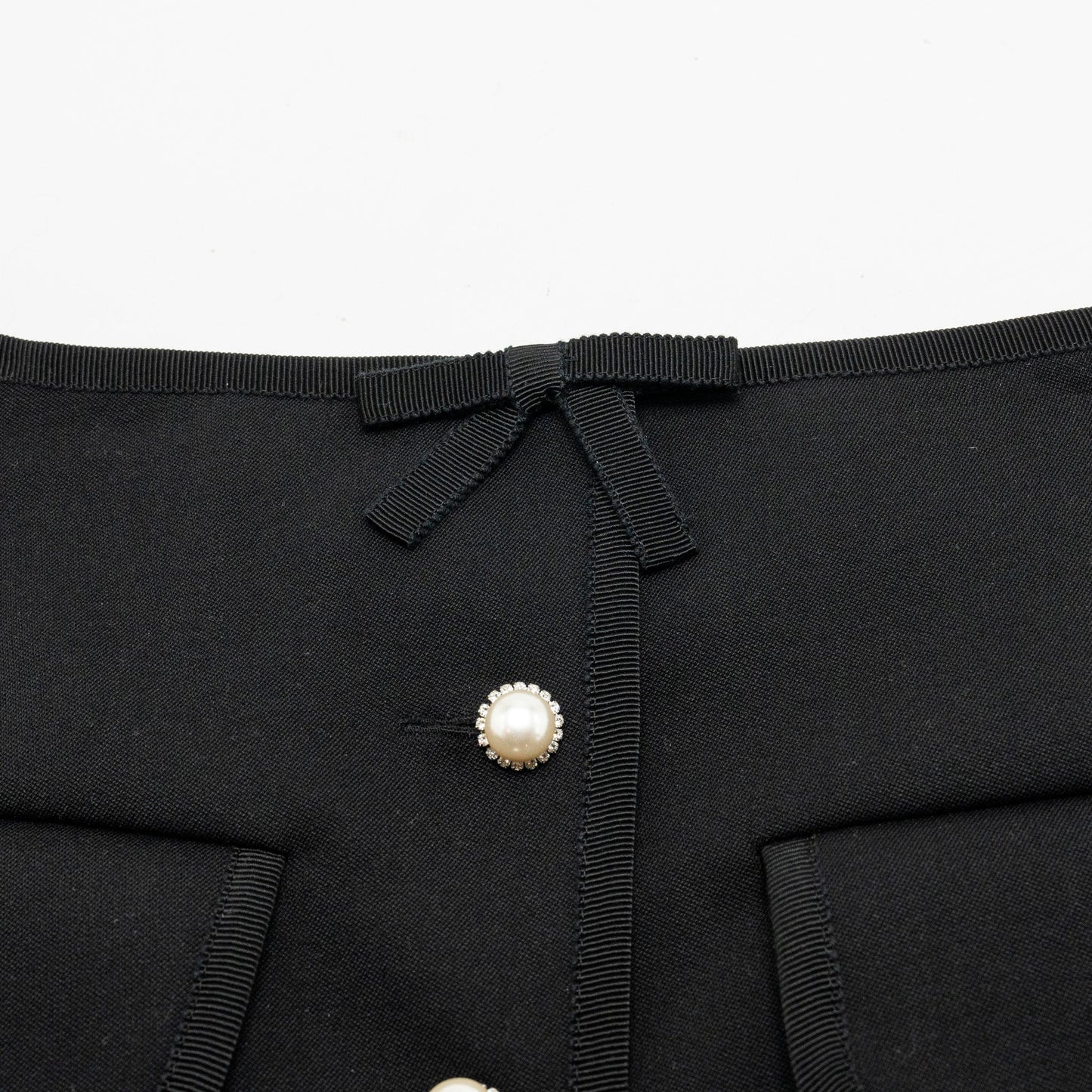 MIU MIU Size 36 Mini Skirt With Pearl Button Virgin Wool Black