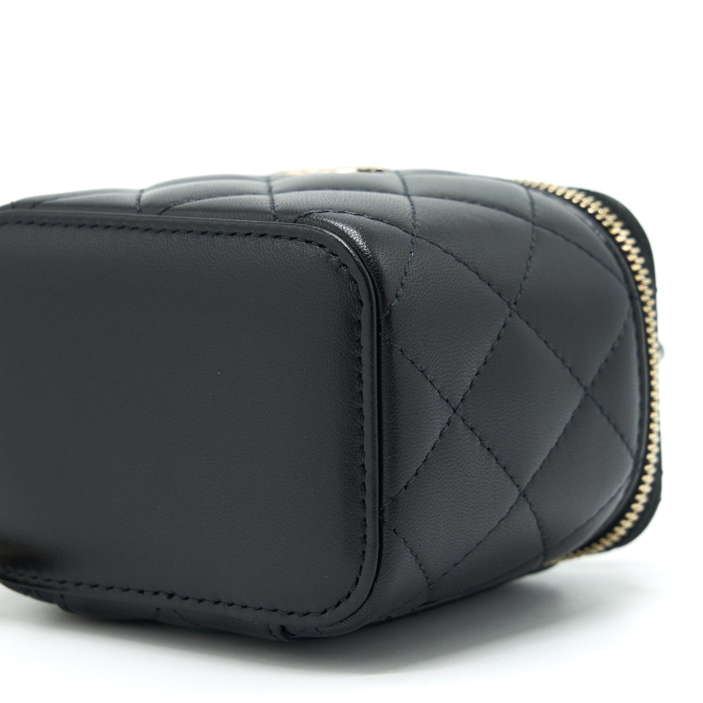 Chanel 22P Top Handle Mini Vanity With Chain And Mirror Lambskin Black LGHW