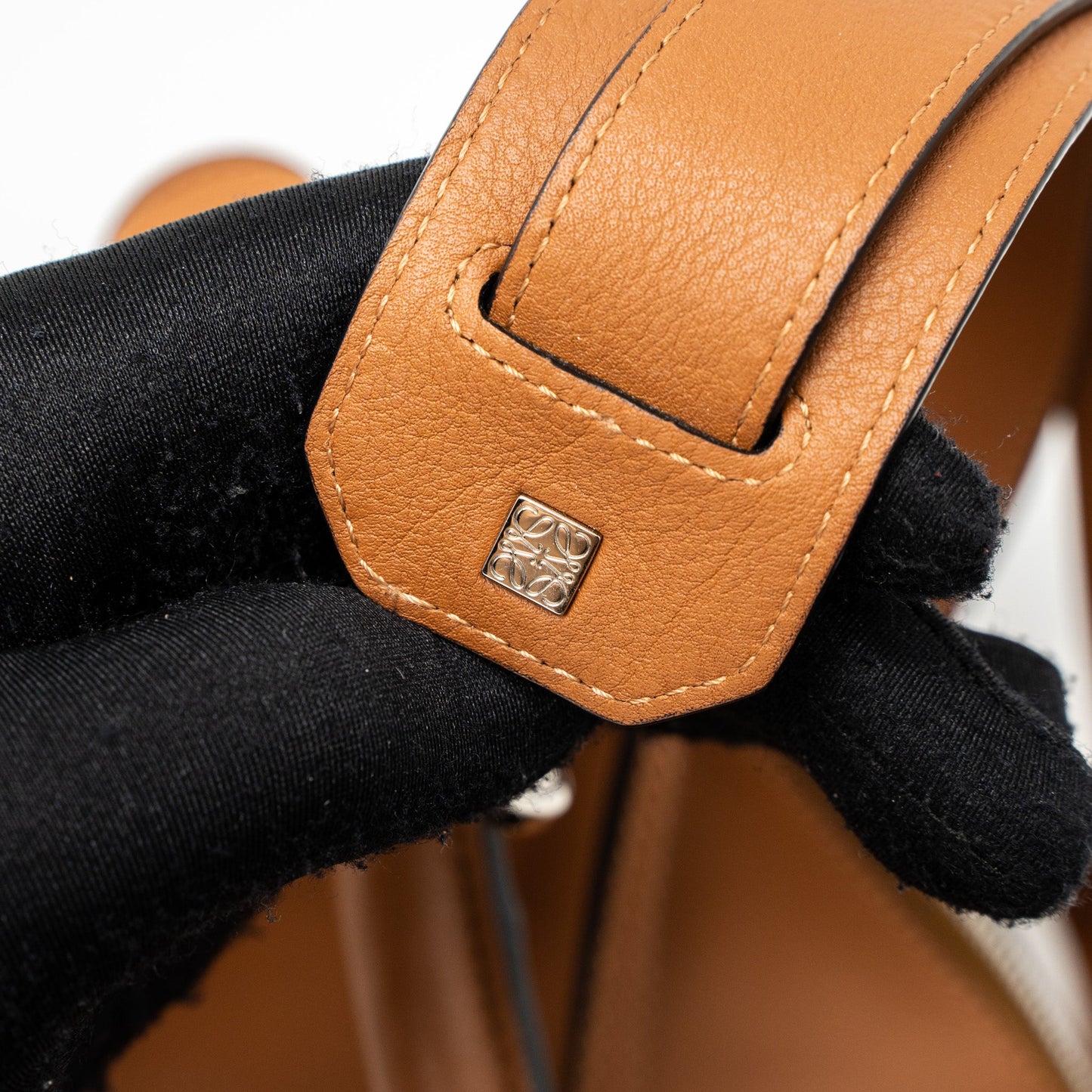 Loewe Medium Puzzle Bag Calfskin Tan SHW