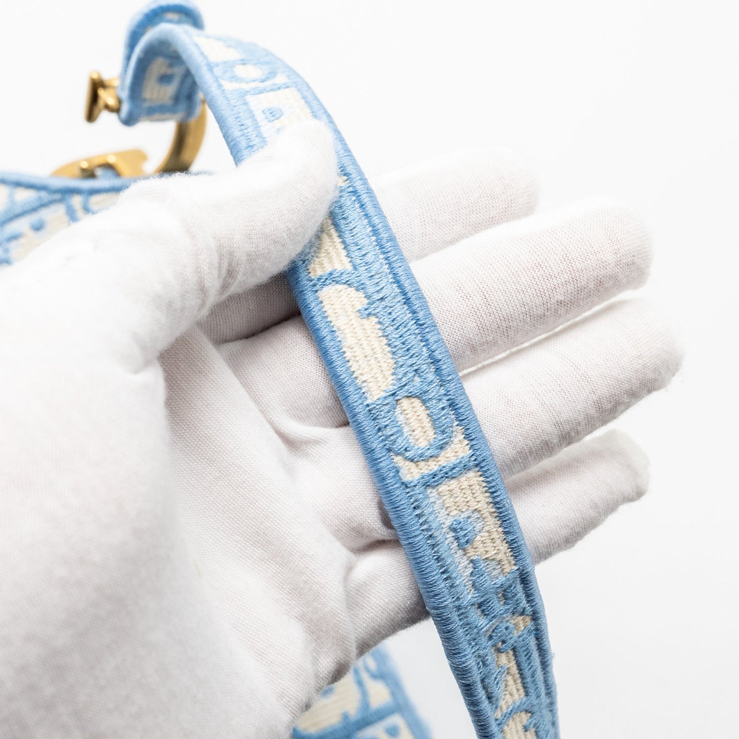 DIOR medium Saddle Bag Oblique Embroidery Light Blue GHW
