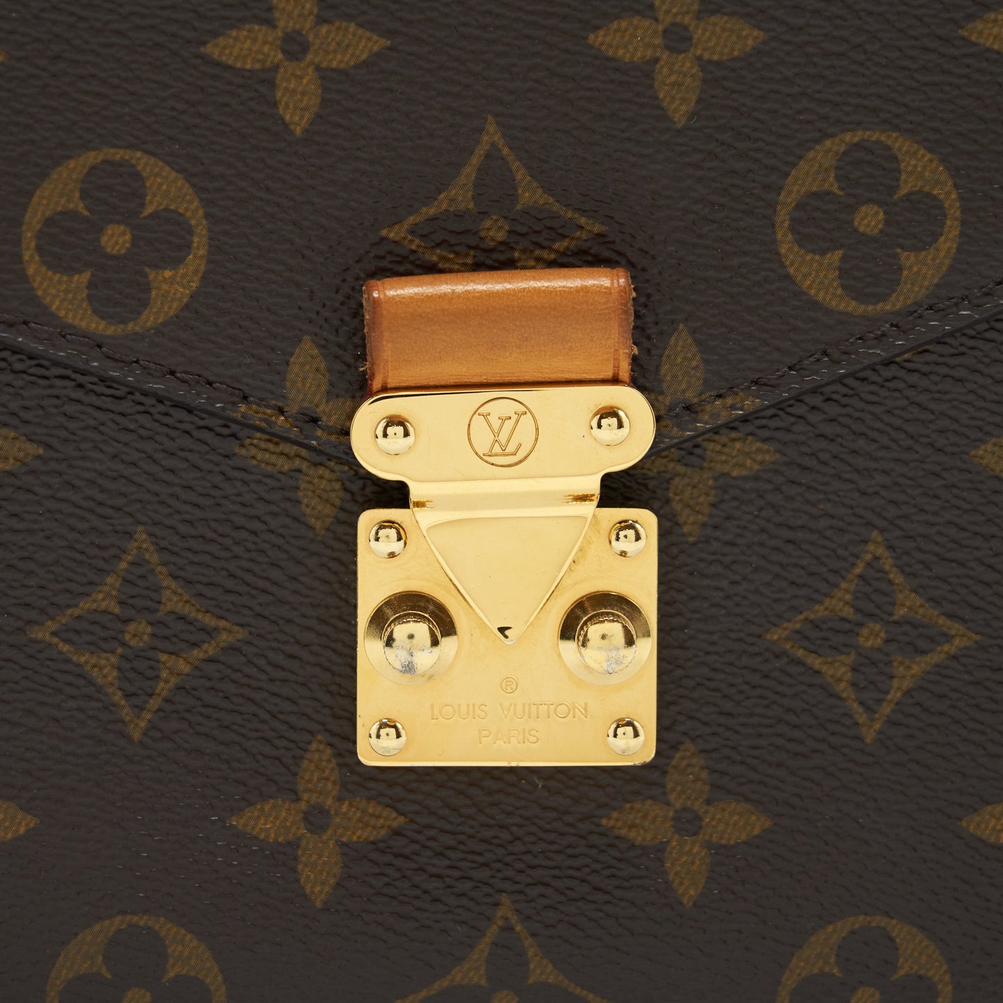 Louis Vuitton Pochette Métis Monogram Canvas Year 2015