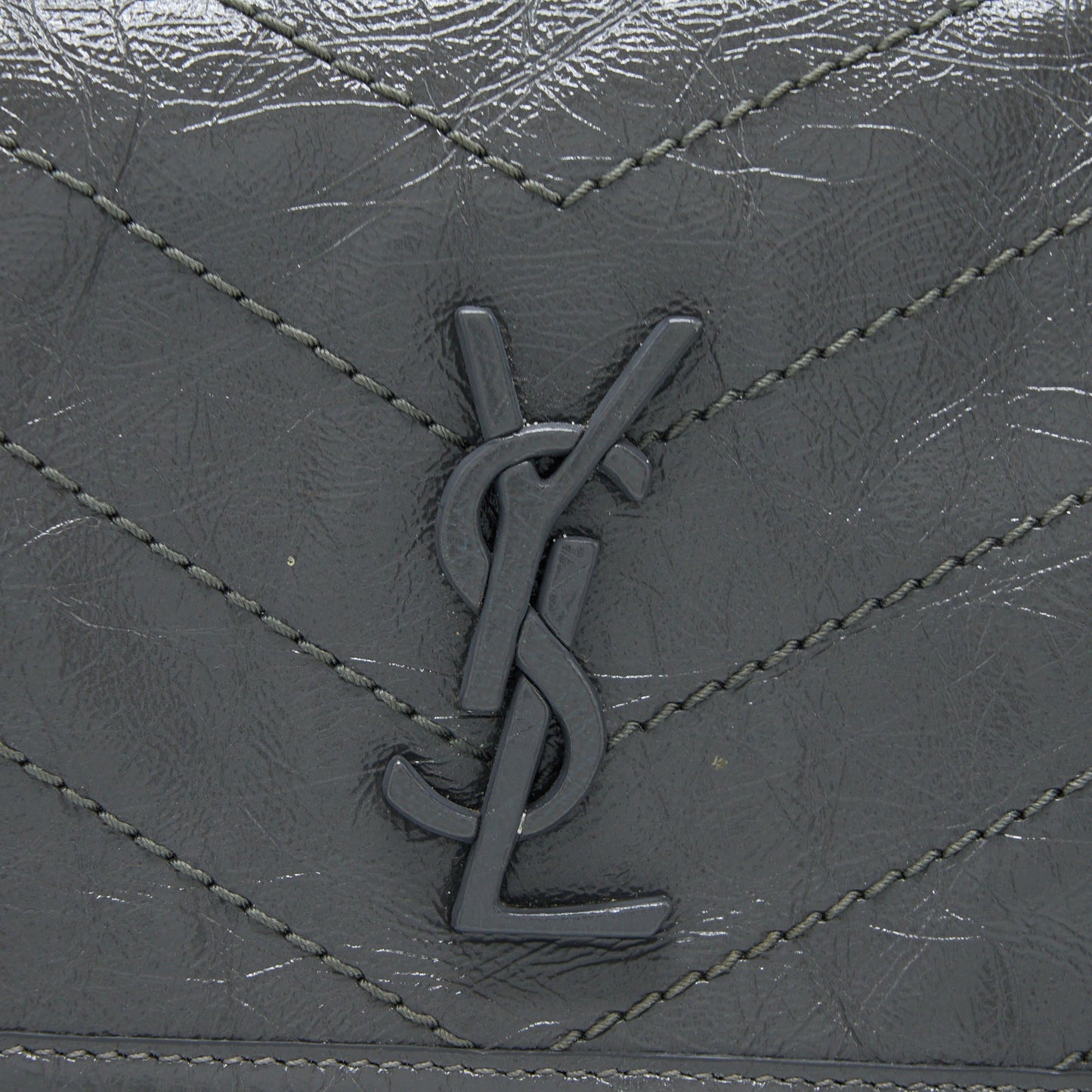 Saint Laurent/YSL Niki Baby Dark Grey With Grey Hardware