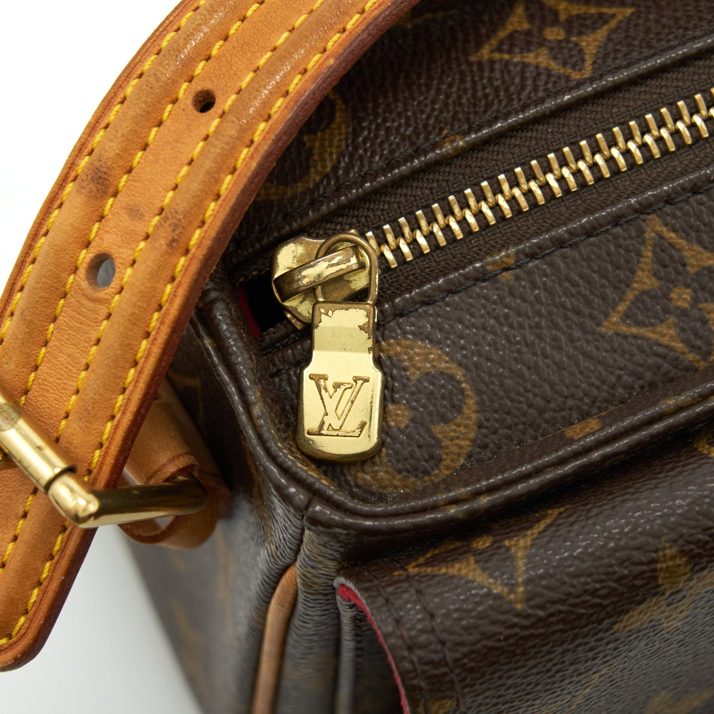 Louis Vuitton Vintage Monogram Shoulder Bag GHW
