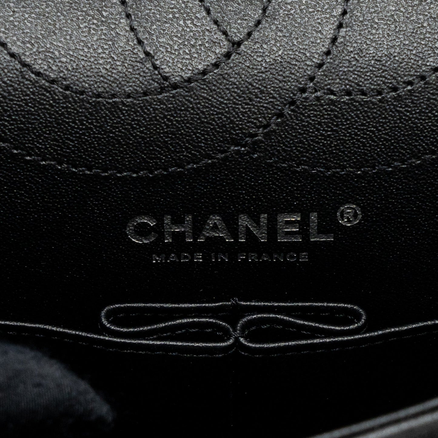 Chanel Small 2.55 225 Reissue Flap Bag Aged Calfskin black with black hardware (microchip)