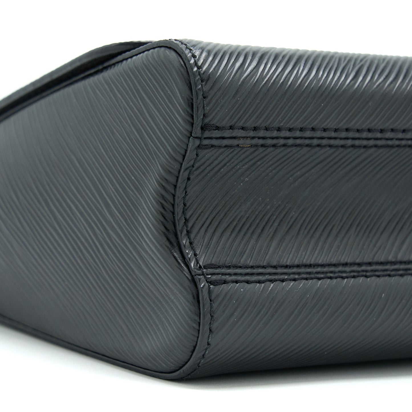Louis Vuitton Twist MM Epi Black GHW