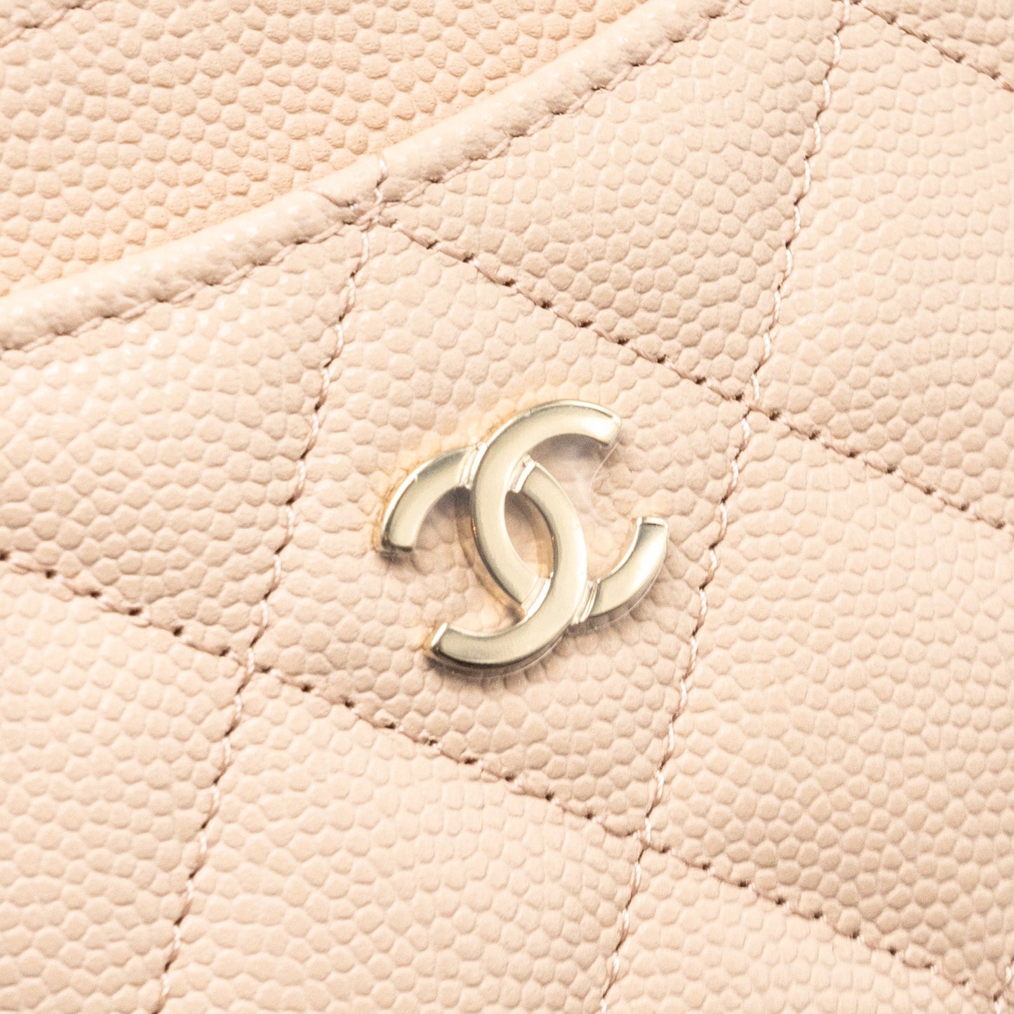 Chanel classic card holder caviar light beige LGHW