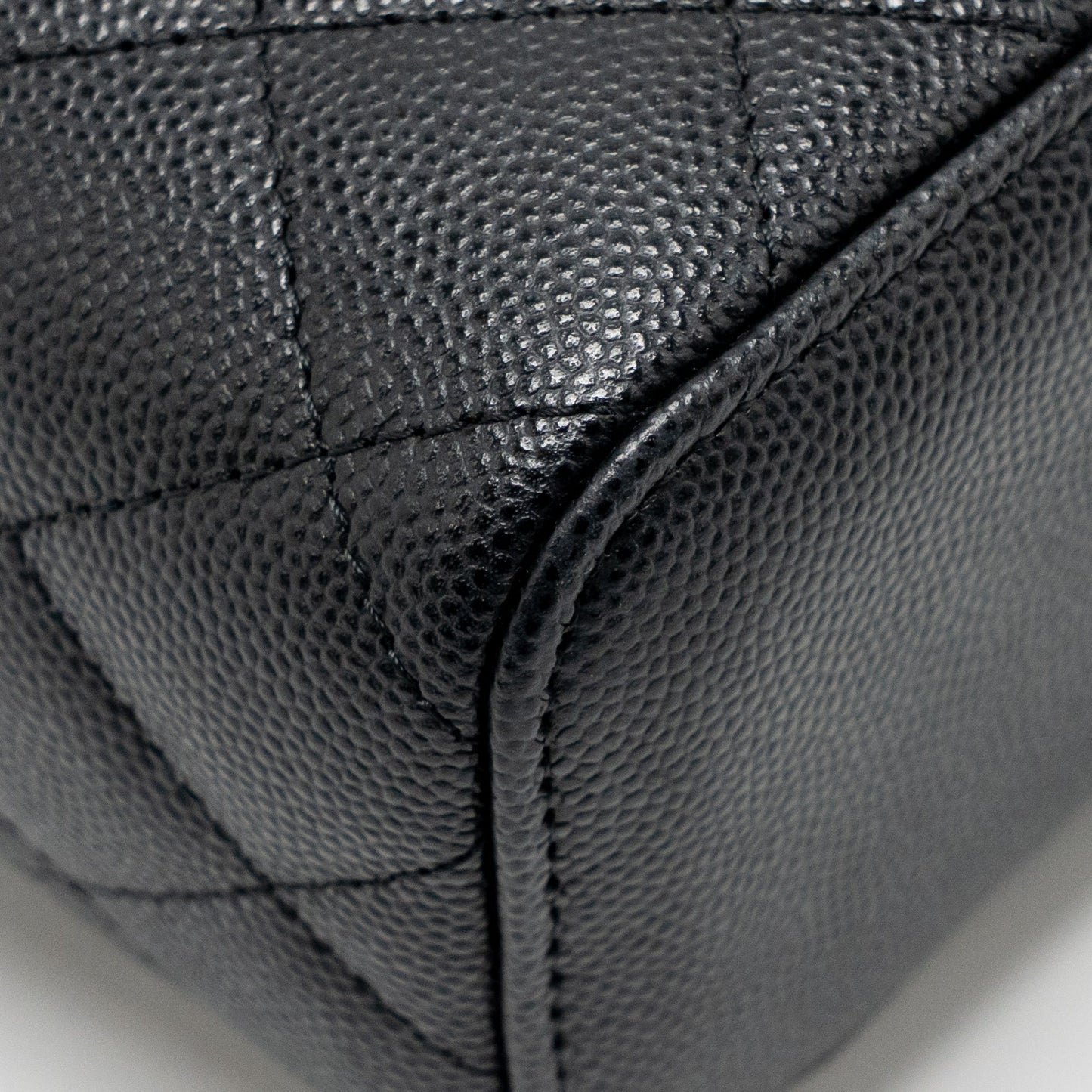 Chanel Classic Small Vanity with Chain Caviar Black LGHW