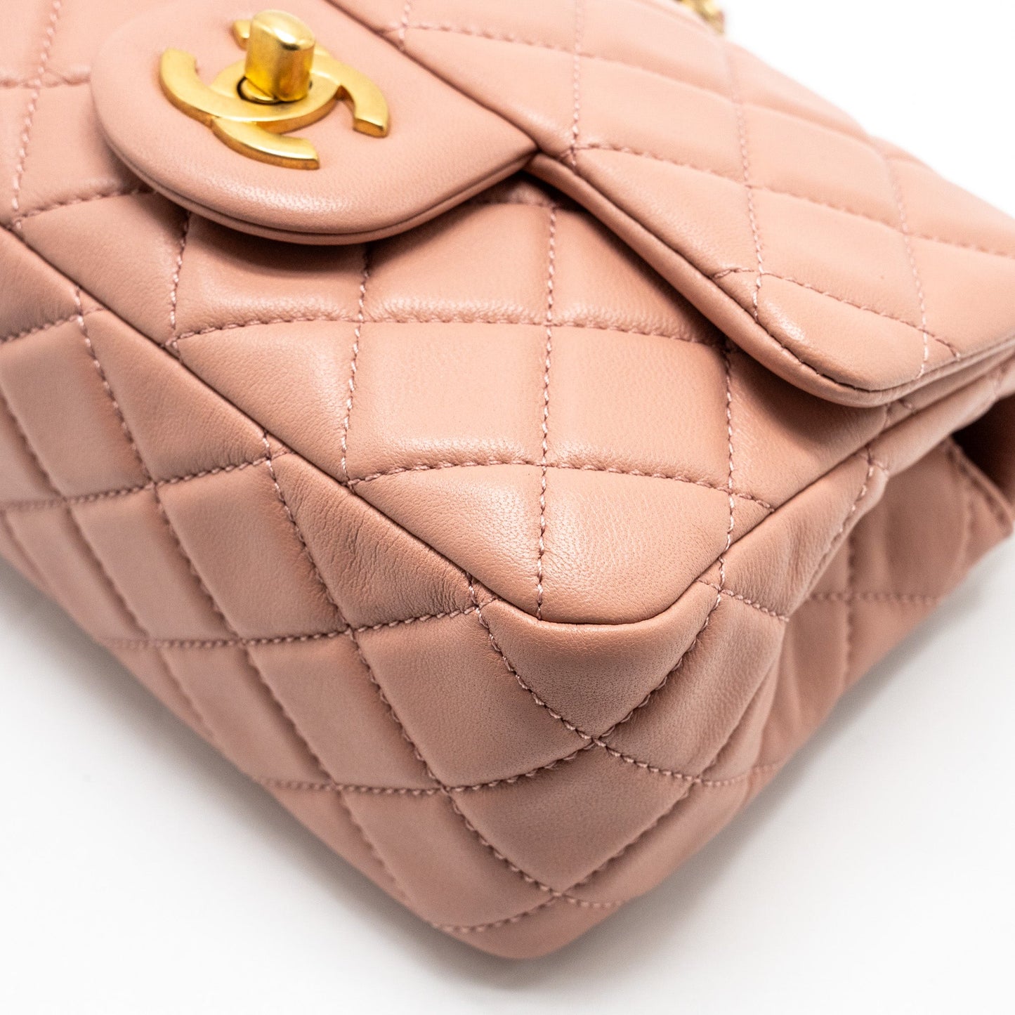 Chanel Pearl Crush Mini Square Flap Bag Lambskin Pink GHW(Microchip)