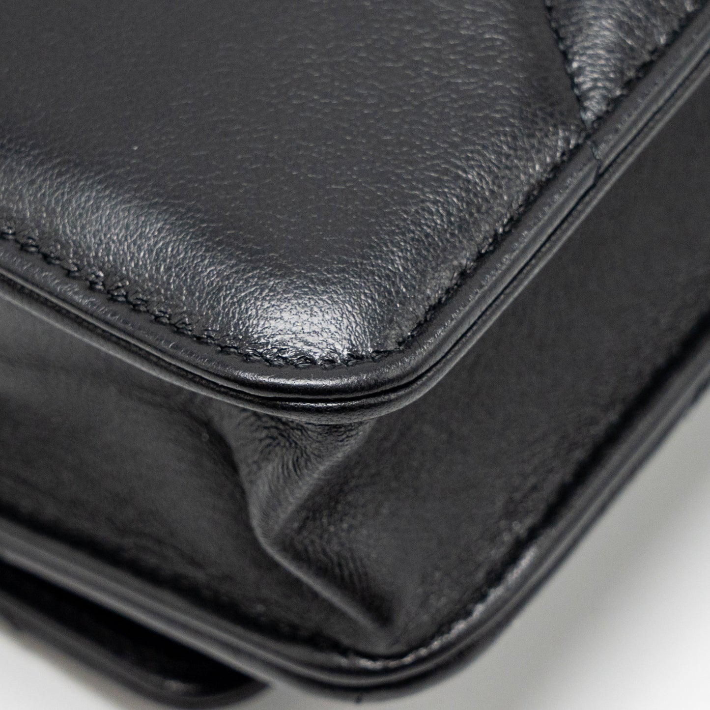 Chanel 19 Wallet on Chain Lambskin Black Multicolour Hardware