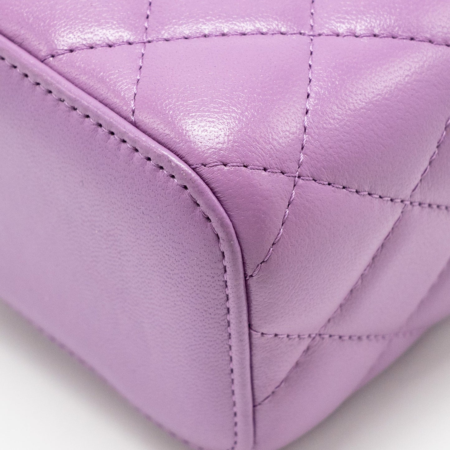 Chanel Pearl Crush Mini Vanity With Chain Lambskin Purple GHW