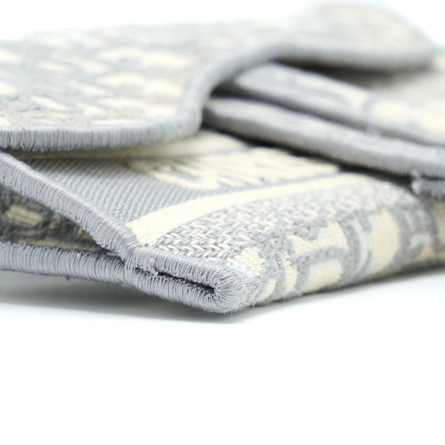 Dior Saddle Slim Pouch Light Grey Dior Oblique Embroidery