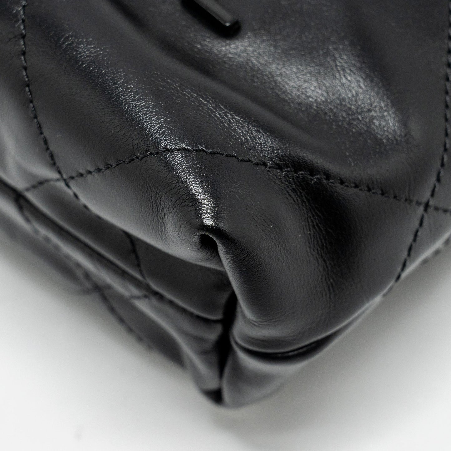 Chanel Mini 22 Bag Calfskin So Black (Microchip)