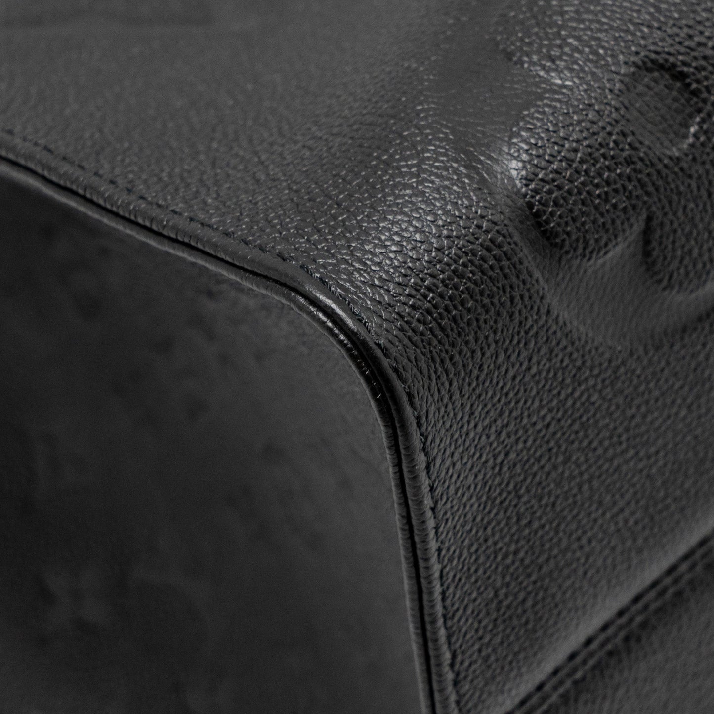 Louis Vuitton Onthego GM Monogram Empreinte Leather Black GHW