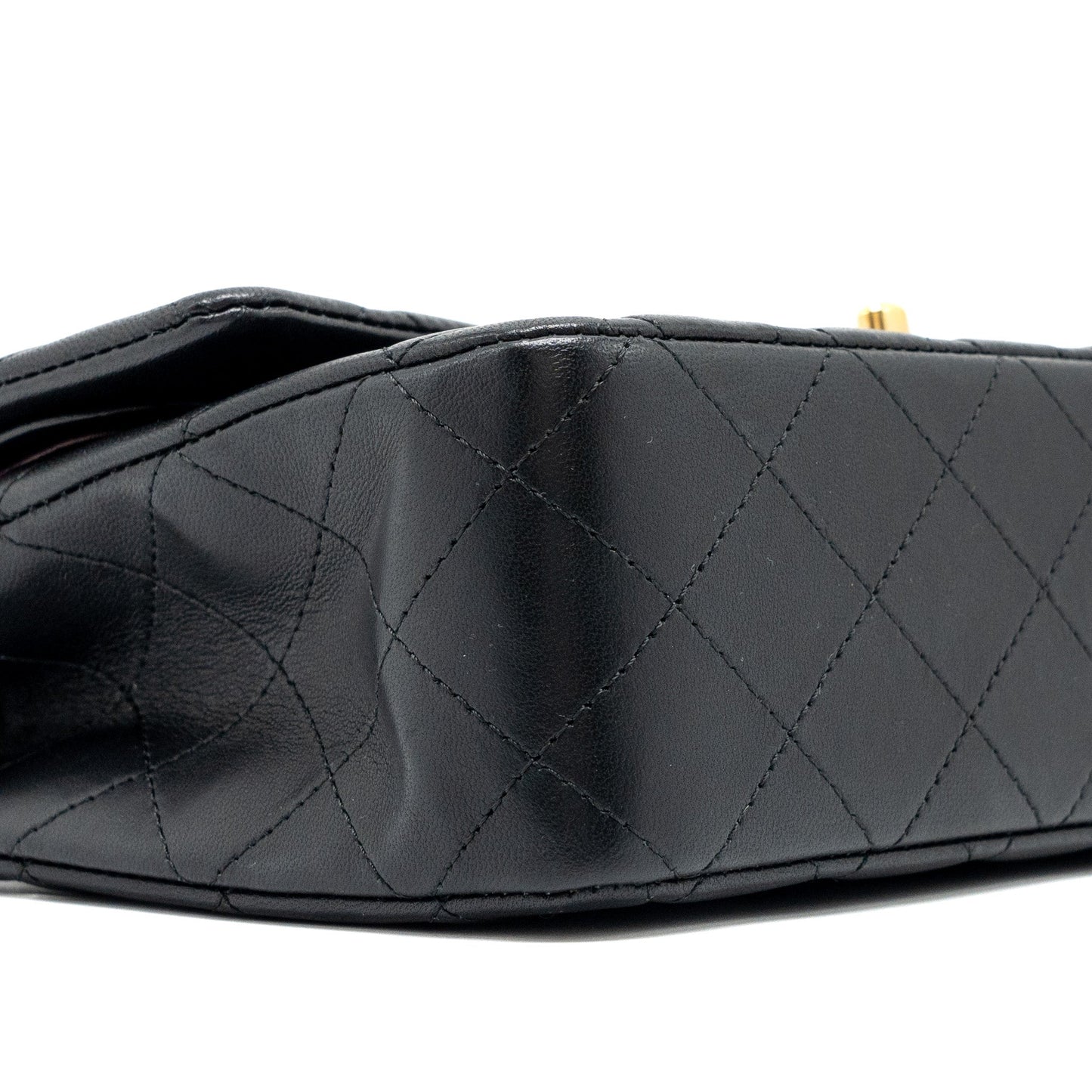 Chanel medium classic double flap bag lambskin Black GHW